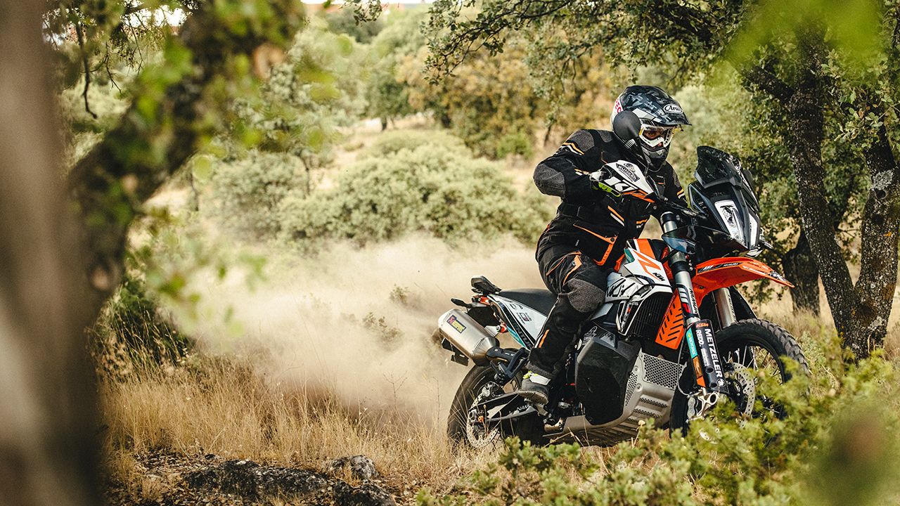 KTM 890 Adventure R Namura Bikes: preparación trail off road