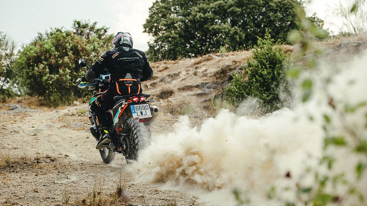KTM 890 Adventure R Namura Bikes: preparación trail off road