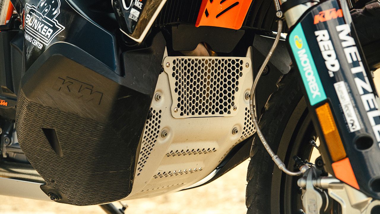 KTM 890 Adventure R Namura Bikes: preparación trail off road