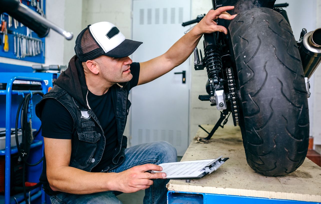 Modificar tu moto es legal, pero hay ciertos requisitos