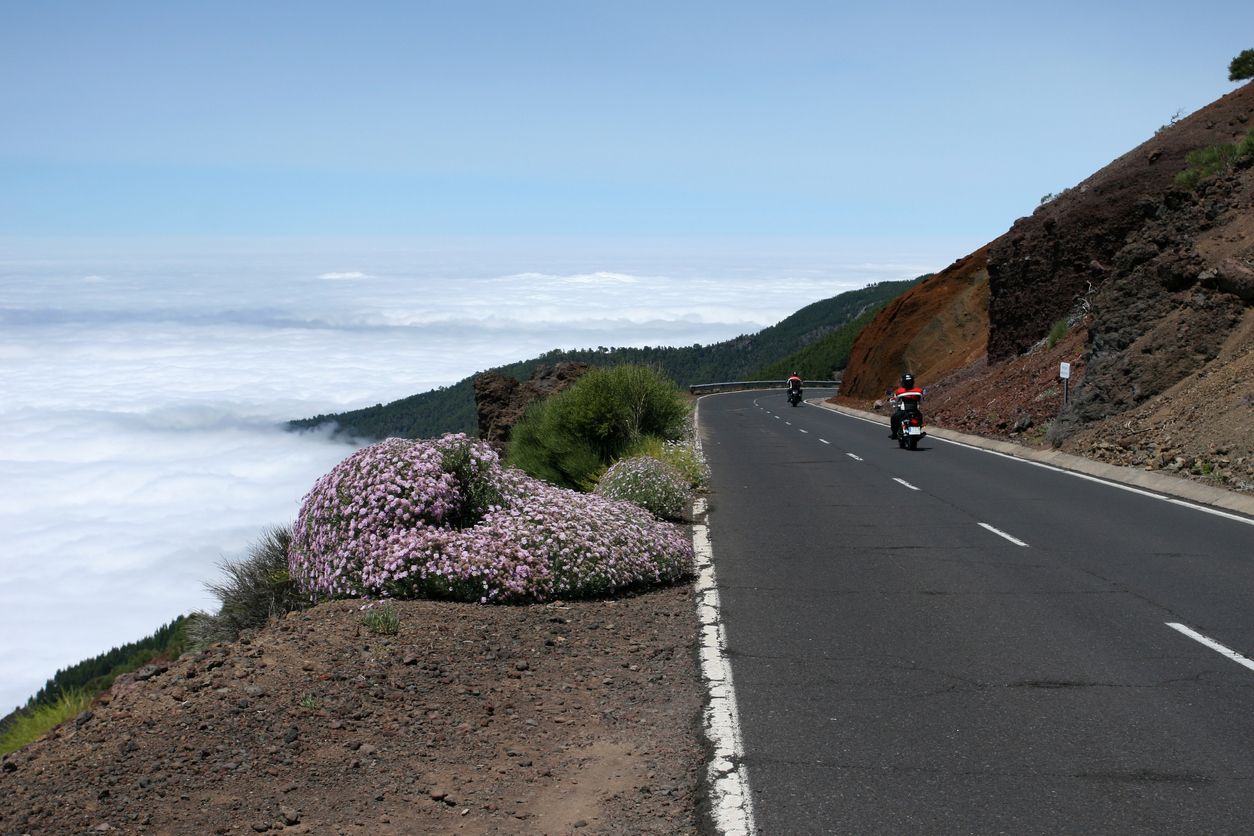 Cómo enviar tu moto a Canarias
