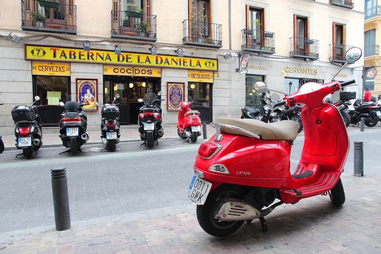 Aparcamiento para motos en Madrid