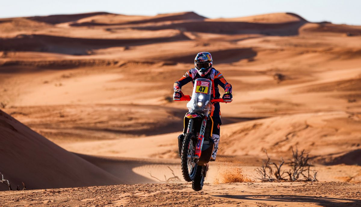 Kevin Benavides se pone líder del Dakar 2023 a cuatro días del final Kevin Benavides se pone líder del Dakar 2023 a cuatro días del final