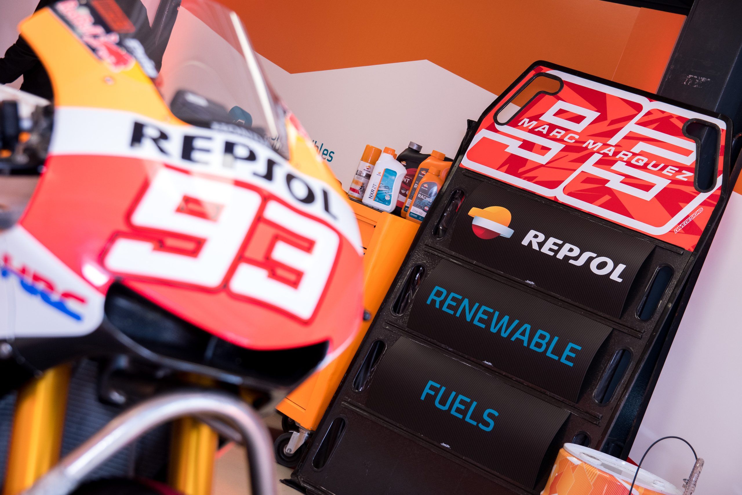 La industria motociclista ve los biocombustibles como una alternativa.