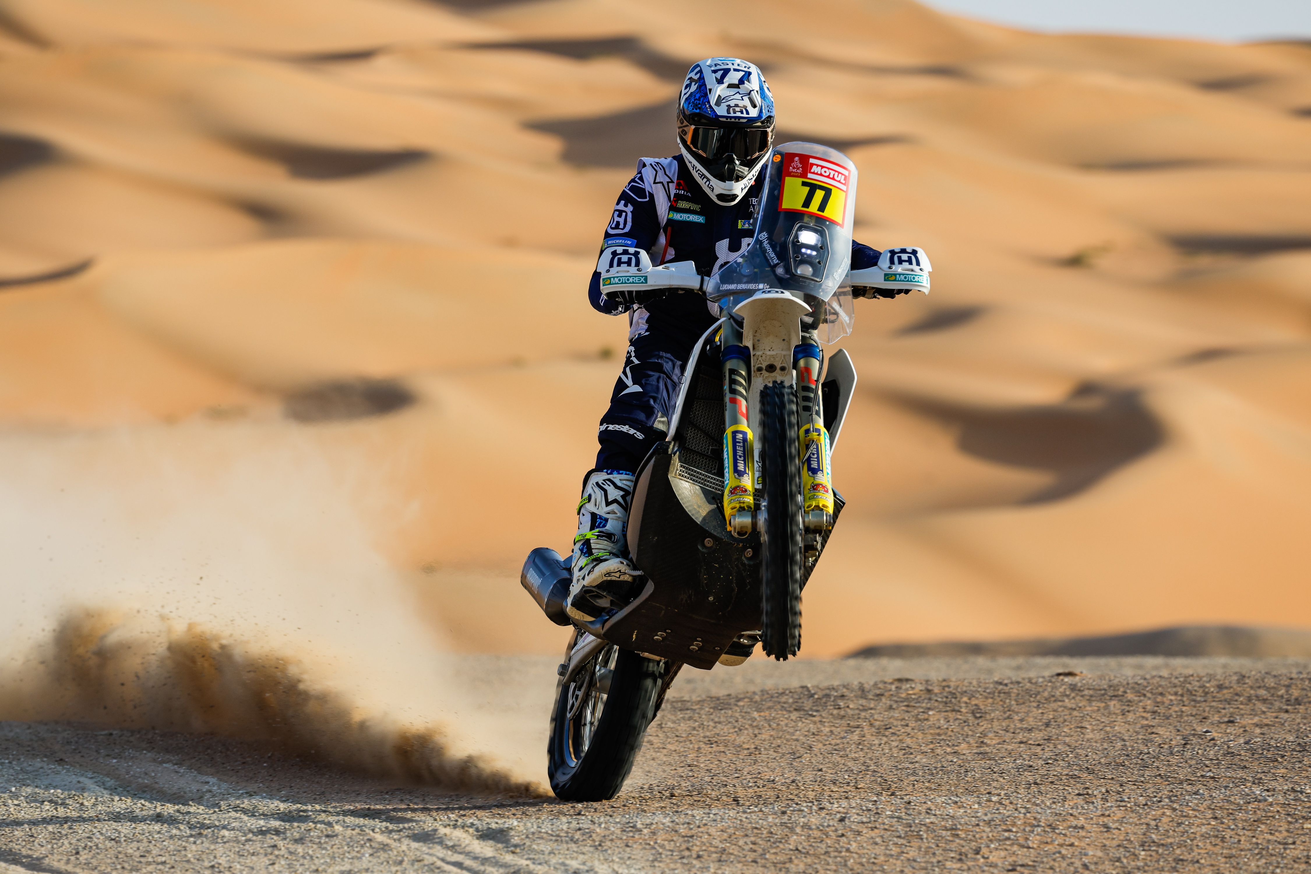 Luciano Benavides en la etapa 13 del Dakar 2023