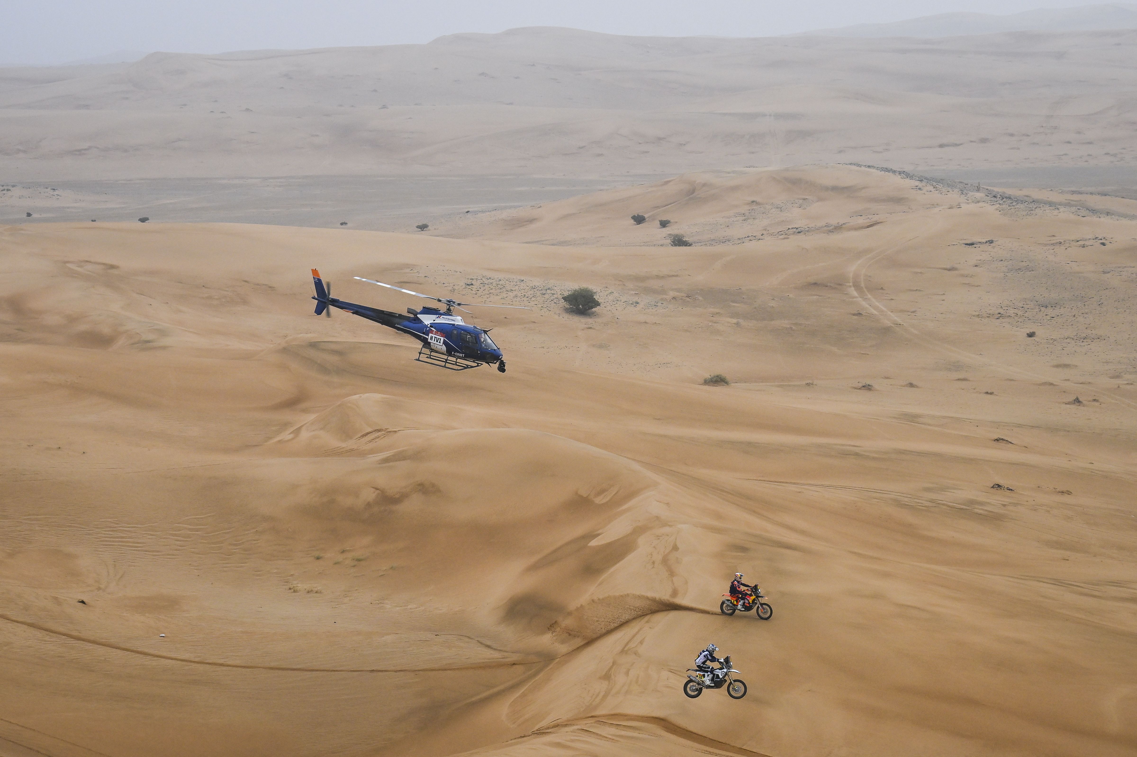 Skyler Howes y Toby Price en la etapa 8 del Dakar 2023