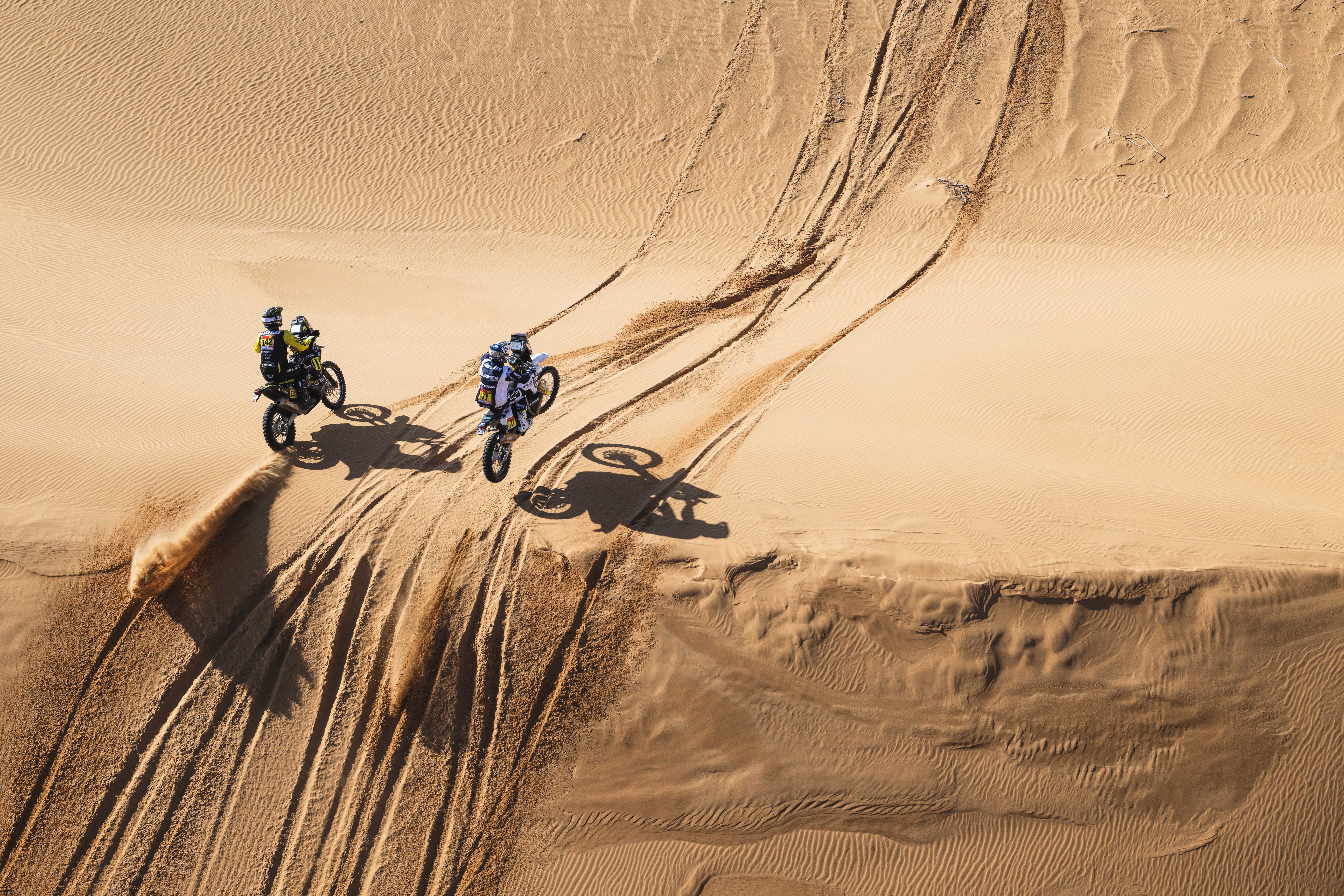 Stefan Svitko y Luciano Benavides  en la etapa 6 del Dakar 2023
