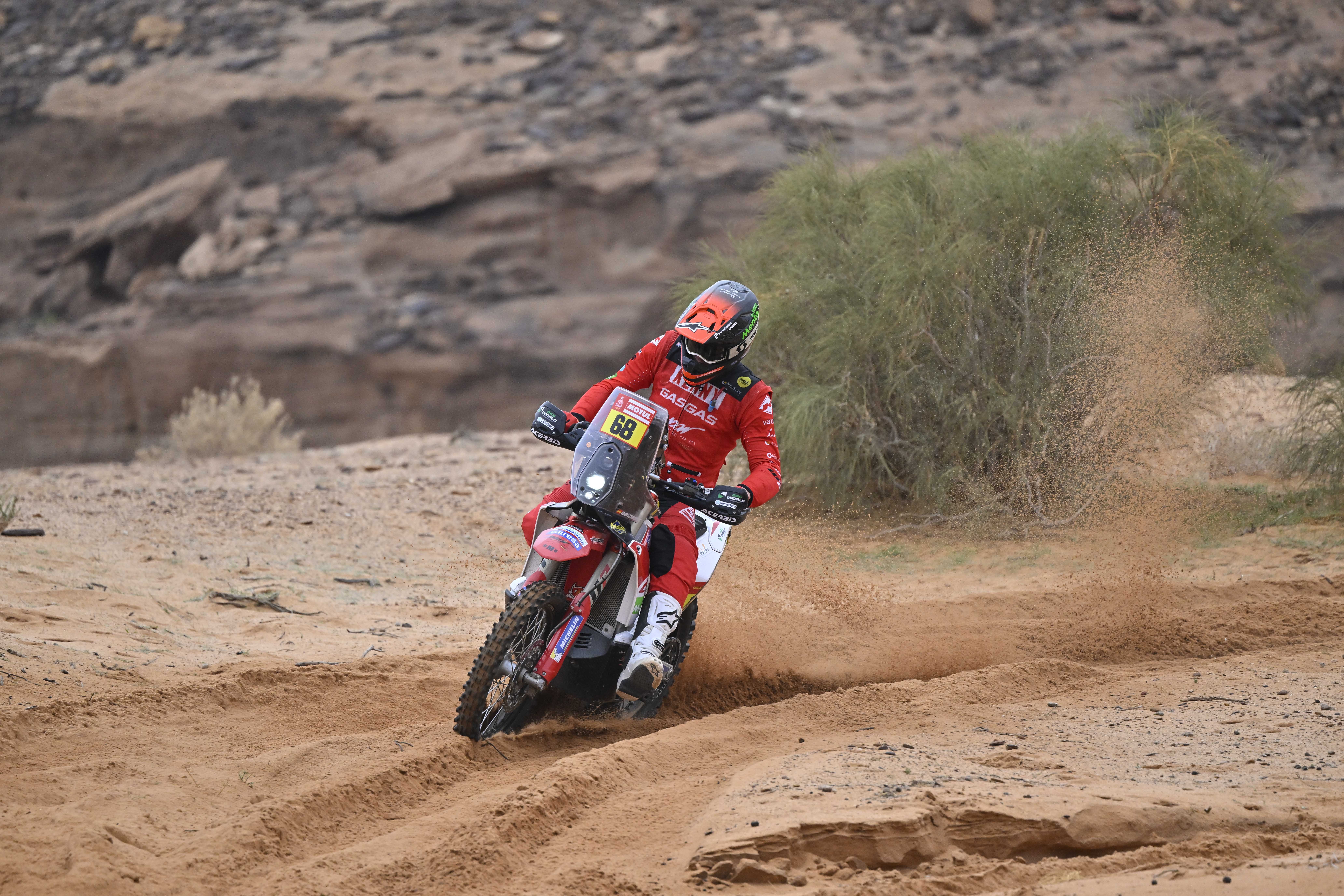 Tosha Schareina en la etapa 3 del Dakar 2023