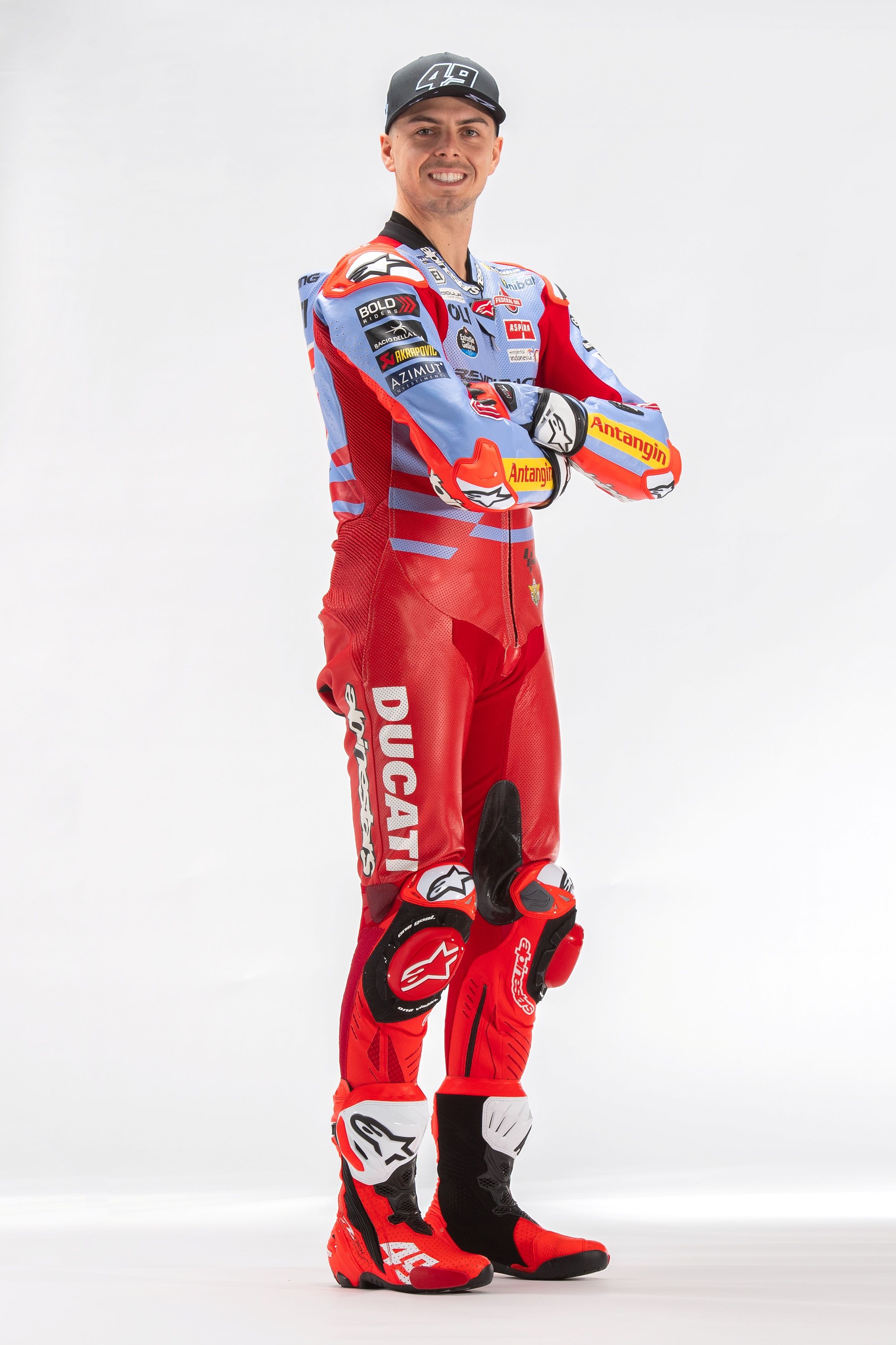 Ducati Desmosedici GP22 Gresini MotoGP 2023 Álex Márquez Fabio Di Giannantonio 01