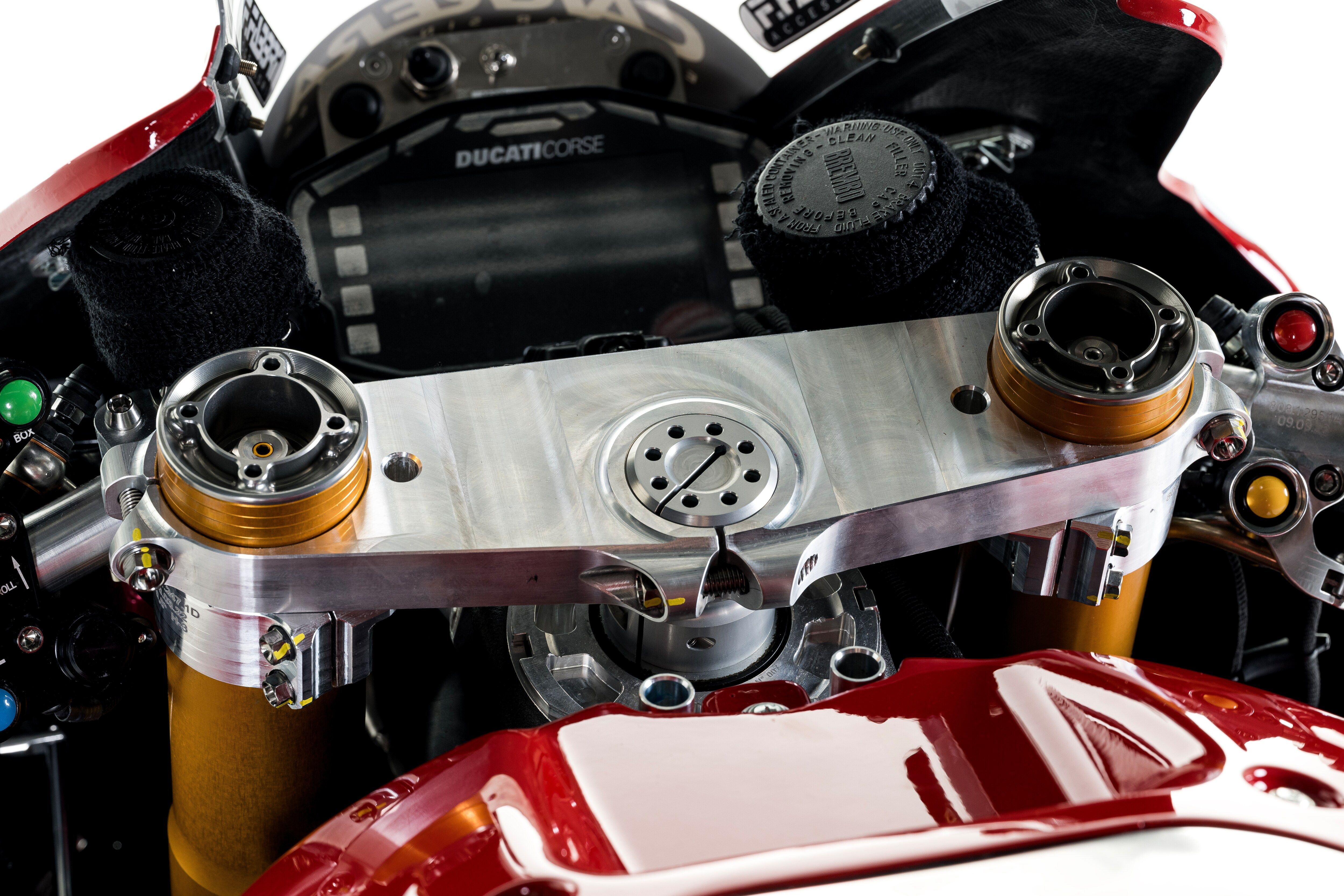 Ducati Panigale V4R Aruba WSBK 2023 Álvaro Bautista Michael Rinaldi 20