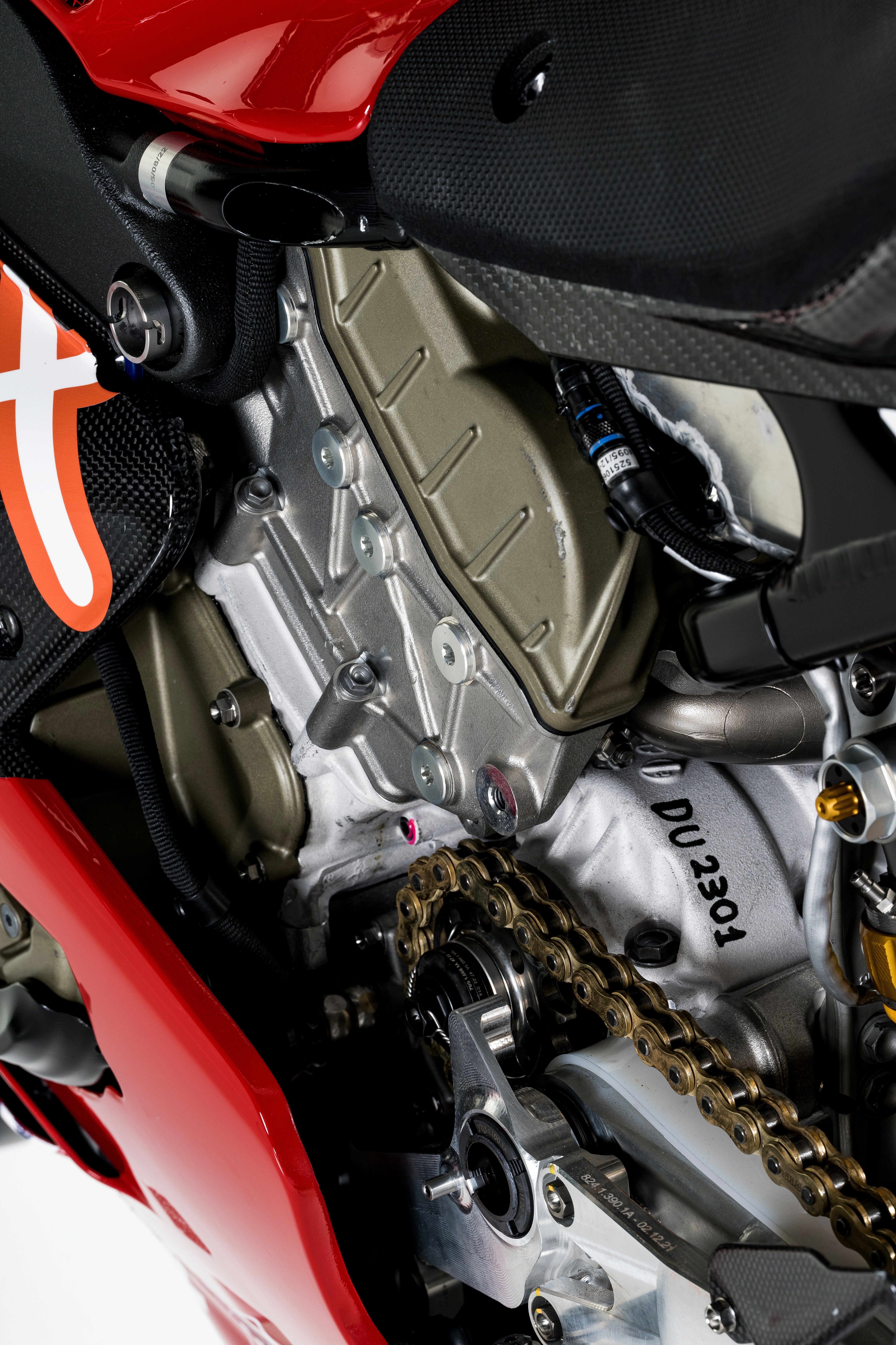 Ducati Panigale V4R Aruba WSBK 2023 Álvaro Bautista Michael Rinaldi 37