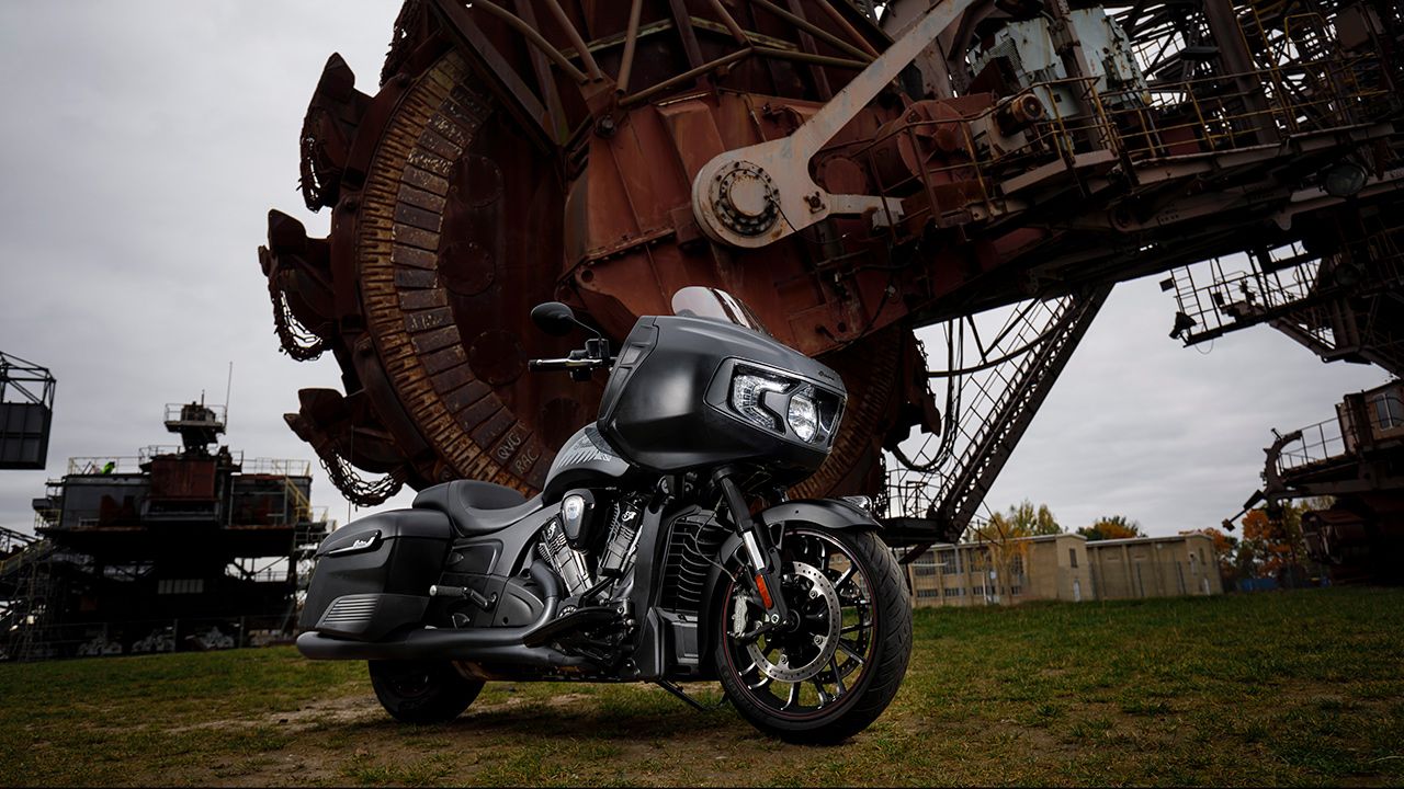 Indian Challenger Dark Horse