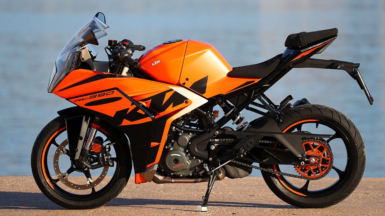 KTM RC 390 2022