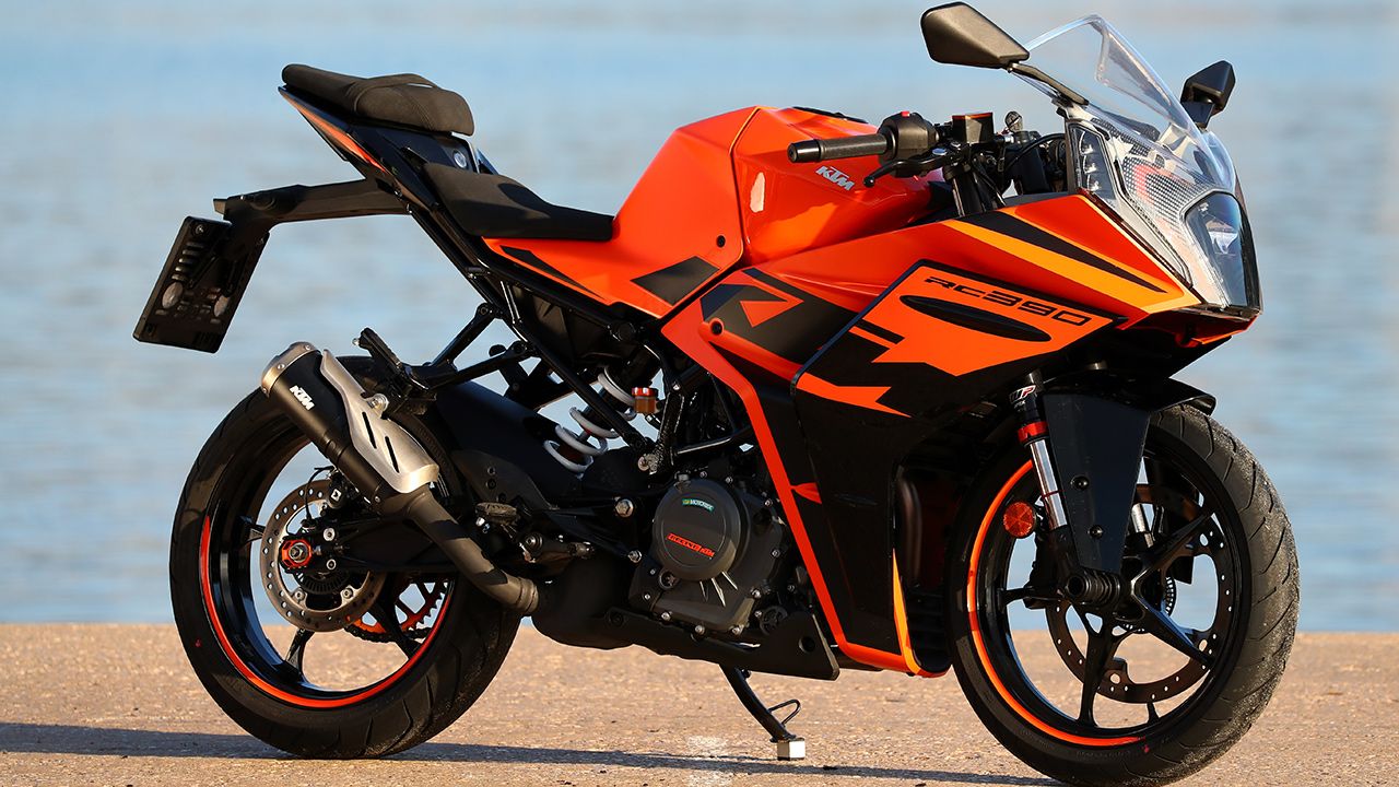 KTM RC 390 2022