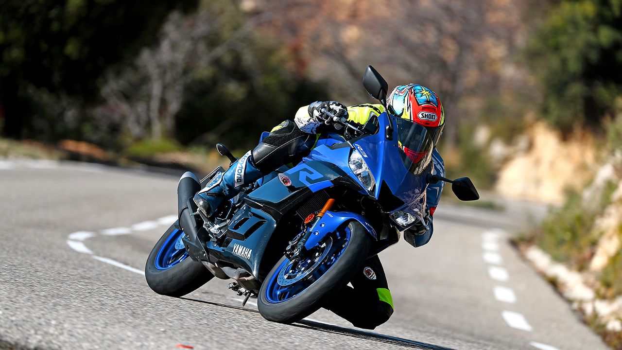 Yamaha R3 2022