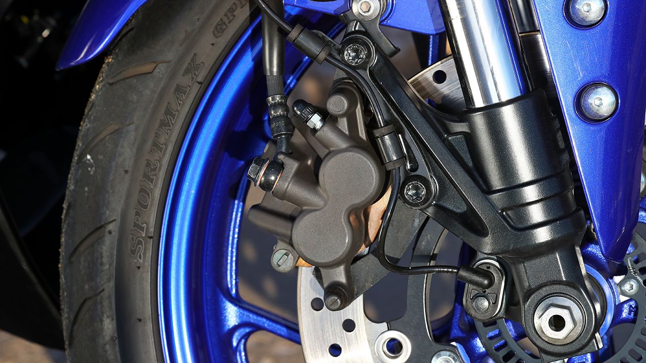 Yamaha R3 2022