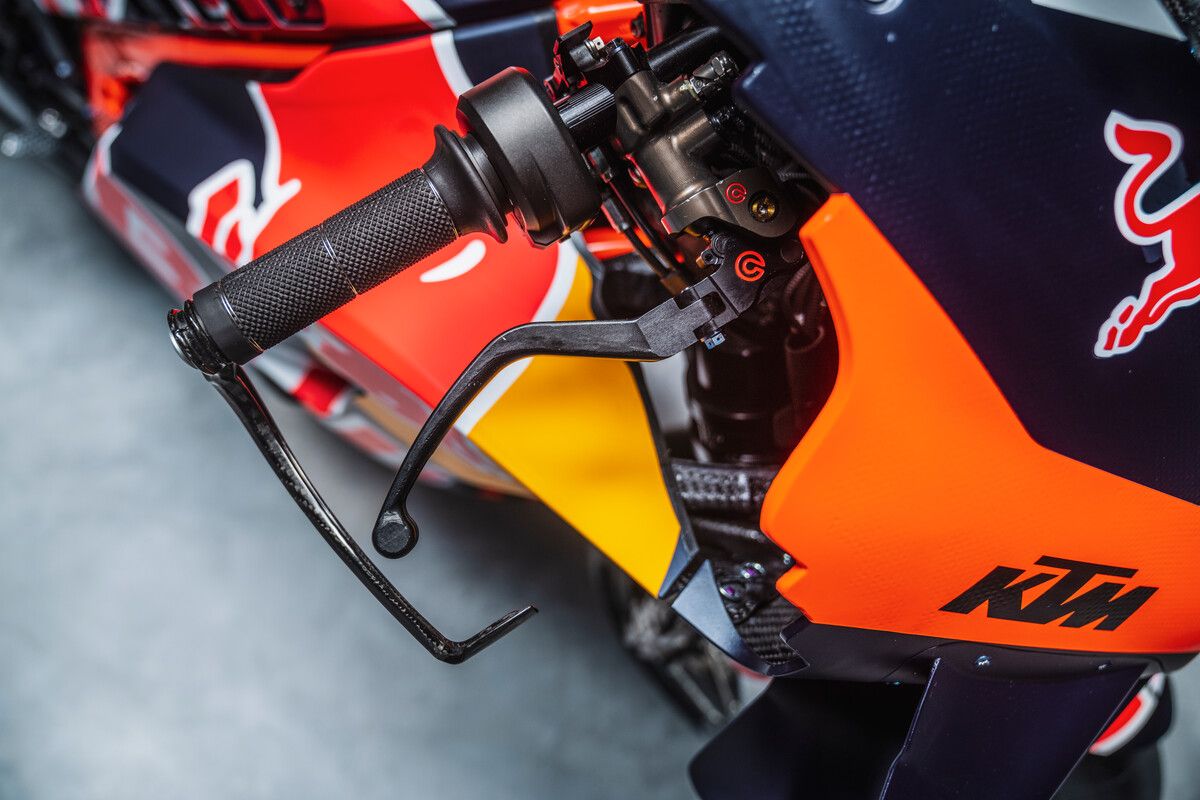 KTM RC16 Red Bull Factory MotoGP 2023 Brad Binder Jack Miller 12