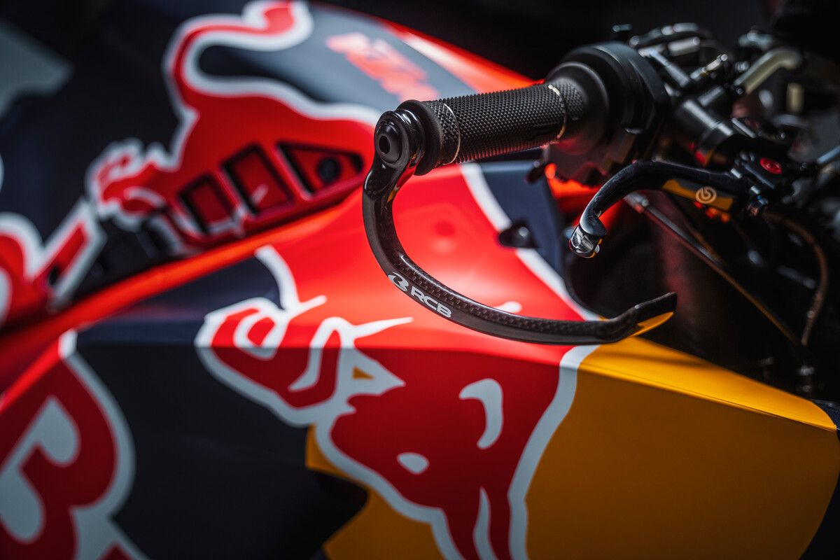 KTM RC16 Red Bull Factory MotoGP 2023 Brad Binder Jack Miller 16