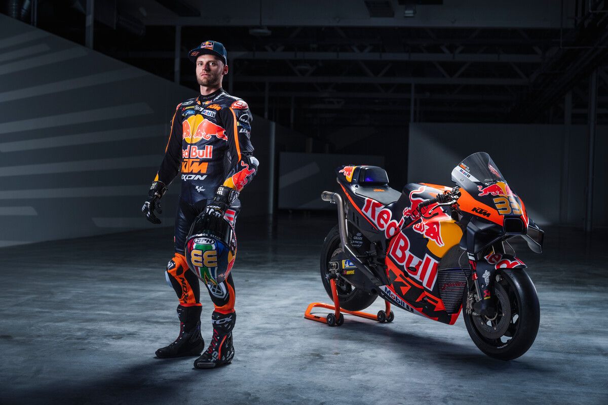 KTM RC16 Red Bull Factory MotoGP 2023 Brad Binder Jack Miller 32