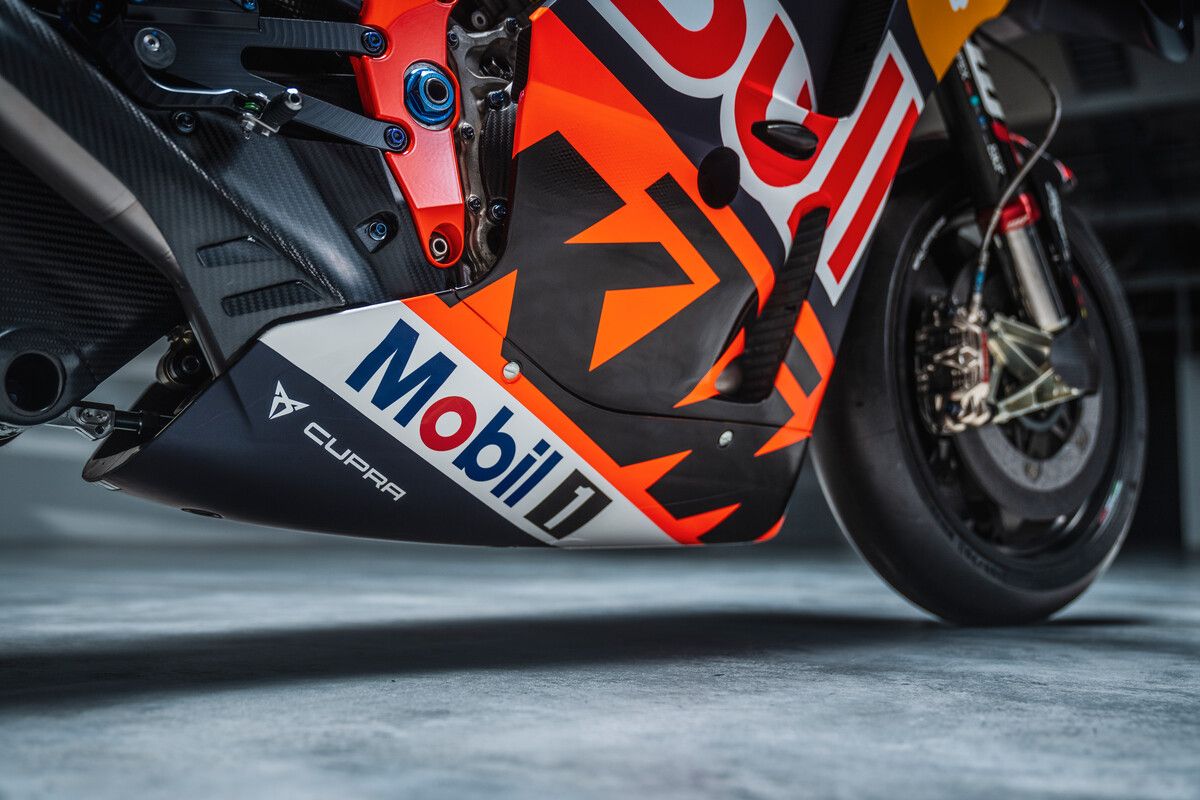 KTM RC16 Red Bull Factory MotoGP 2023 Brad Binder Jack Miller 35
