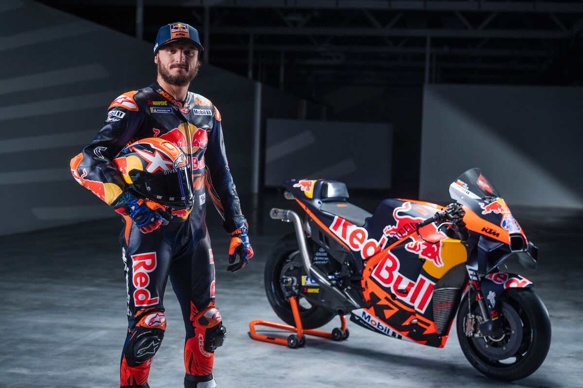 KTM RC16 Red Bull Factory MotoGP 2023 Brad Binder Jack Miller 44