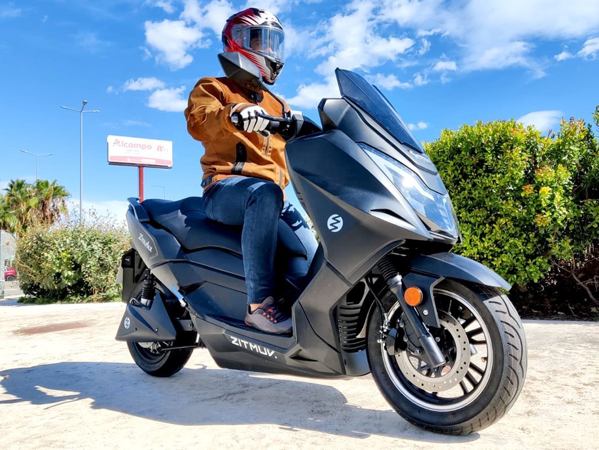  Ocho ventajas de comprarte un scooter eléctrico