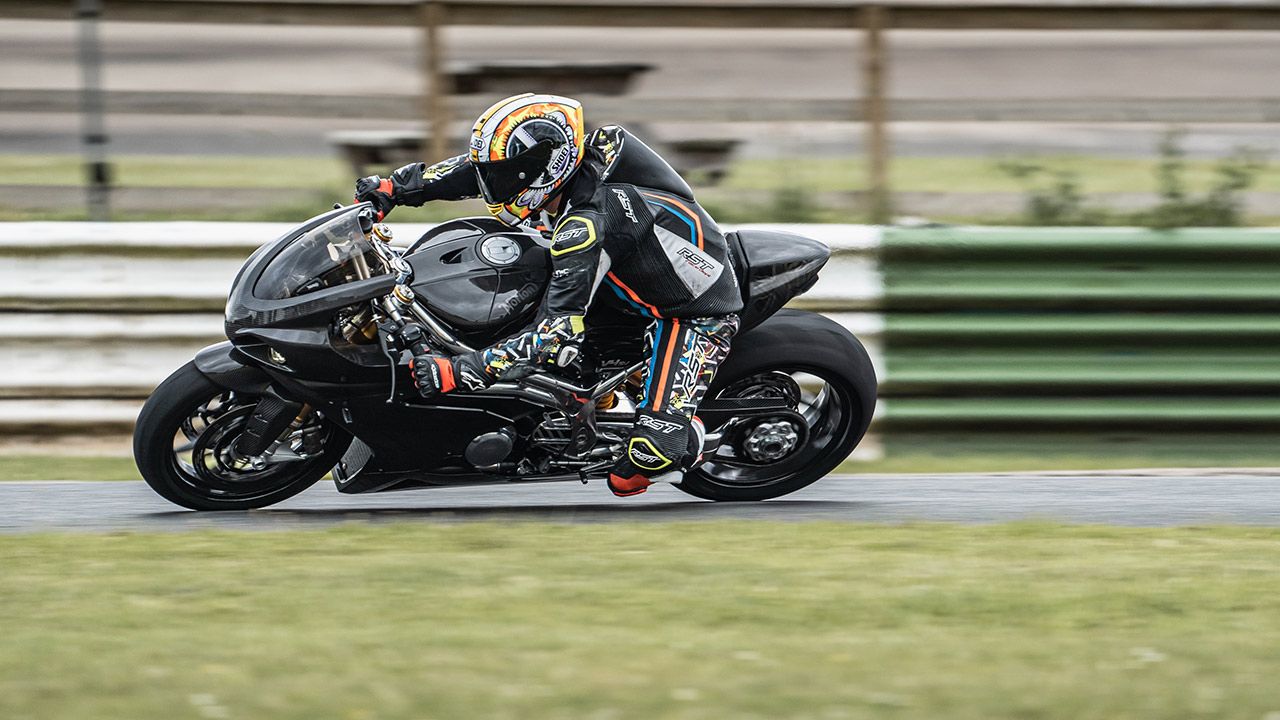 Norton V4SV