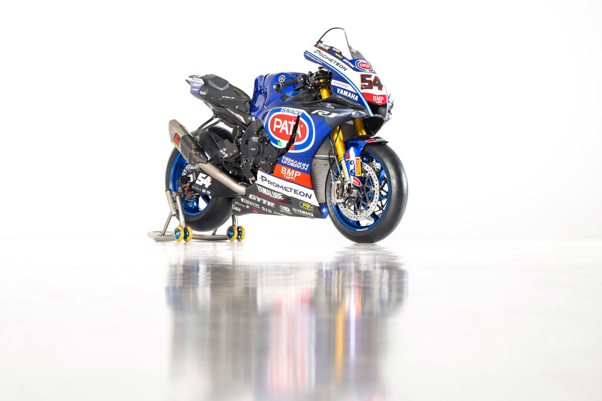 Yamaha YZF R1 Pata Prometeon WSBK 2023 Toprak Razgatlioglu Andrea Locatelli 02