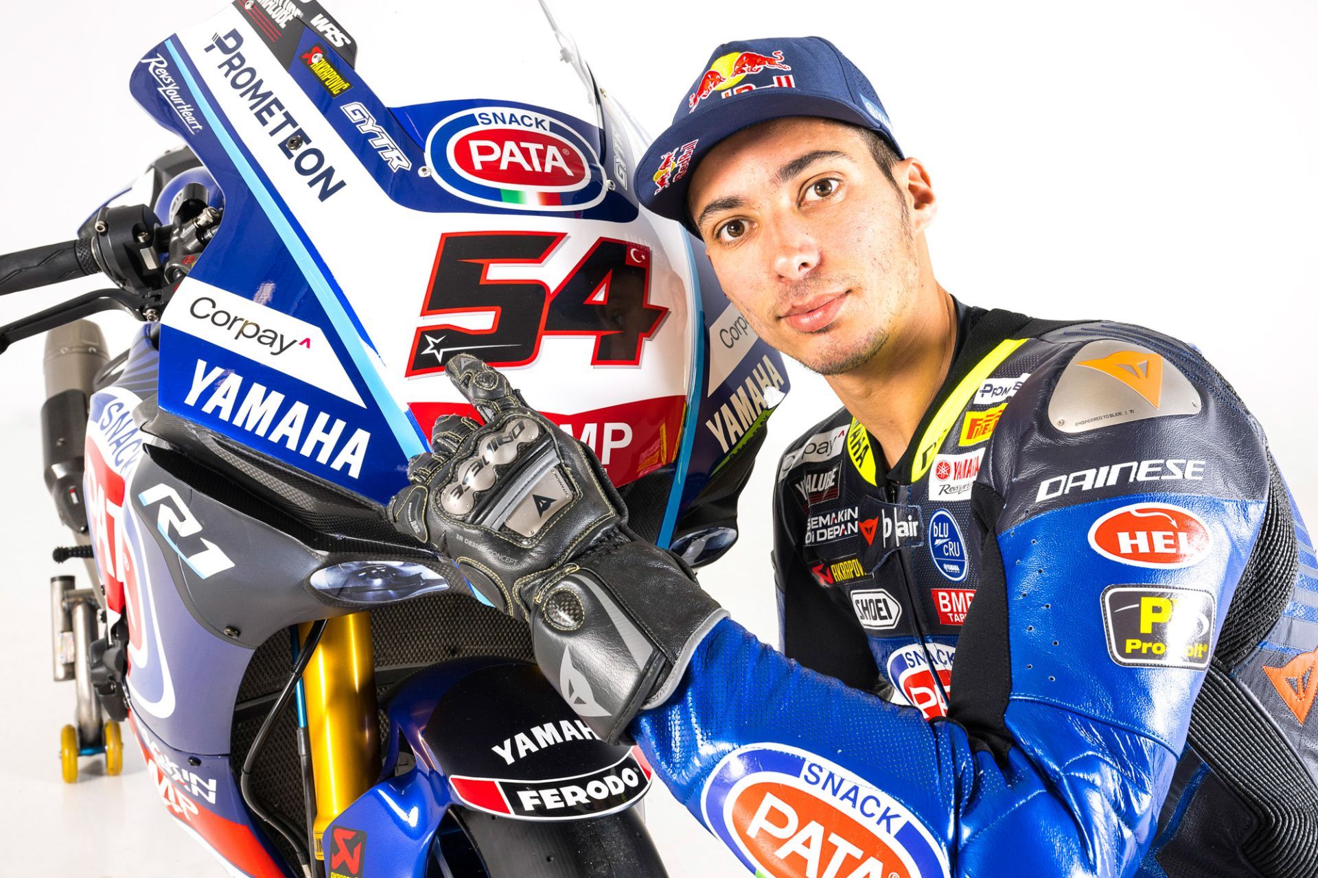 Yamaha YZF R1 Pata Prometeon WSBK 2023 Toprak Razgatlioglu Andrea Locatelli 15