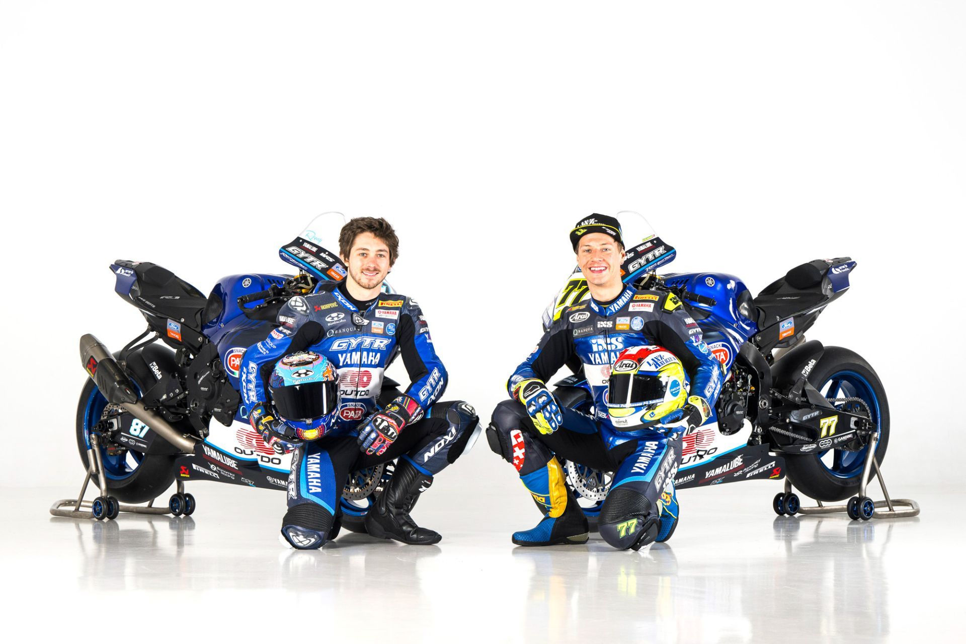 Yamaha YZF R1 GYTR GRT WorldSBK 2023 Remy Gardner Dominique Aegerter 02