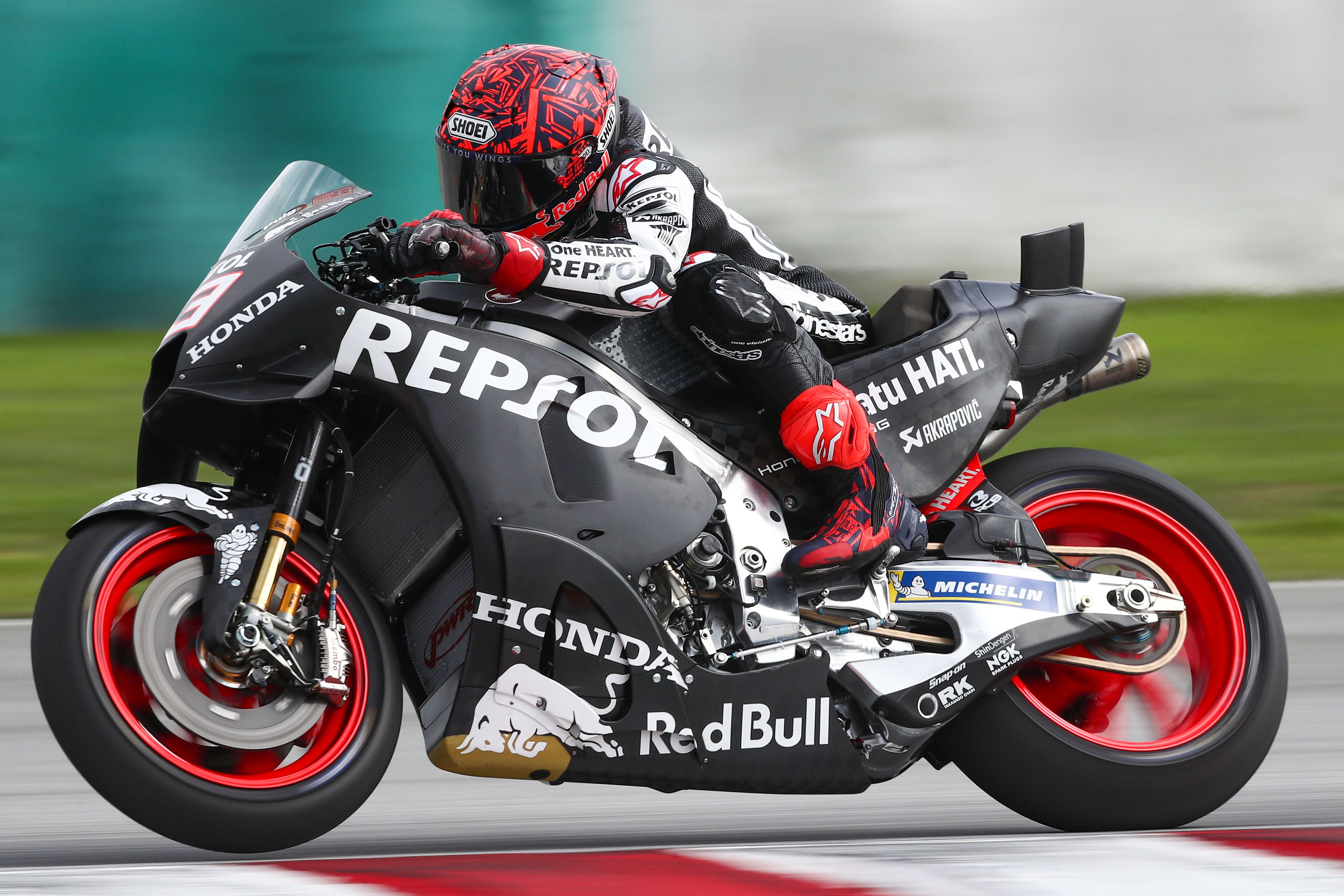 Marc Márquez ha finalizado 12º en la primera jornada de entrenamientos del test de Sepang.