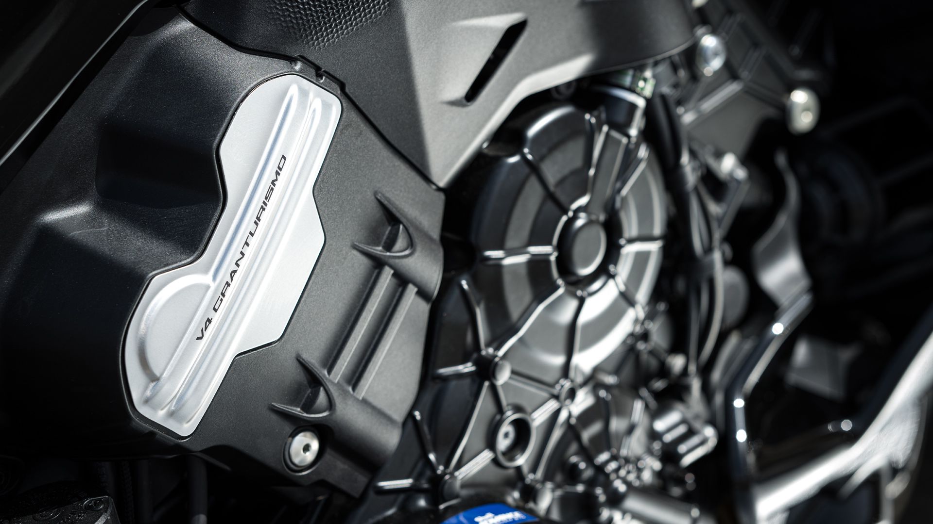 Ducati Diavel v4 2023 Detalles Web (2)