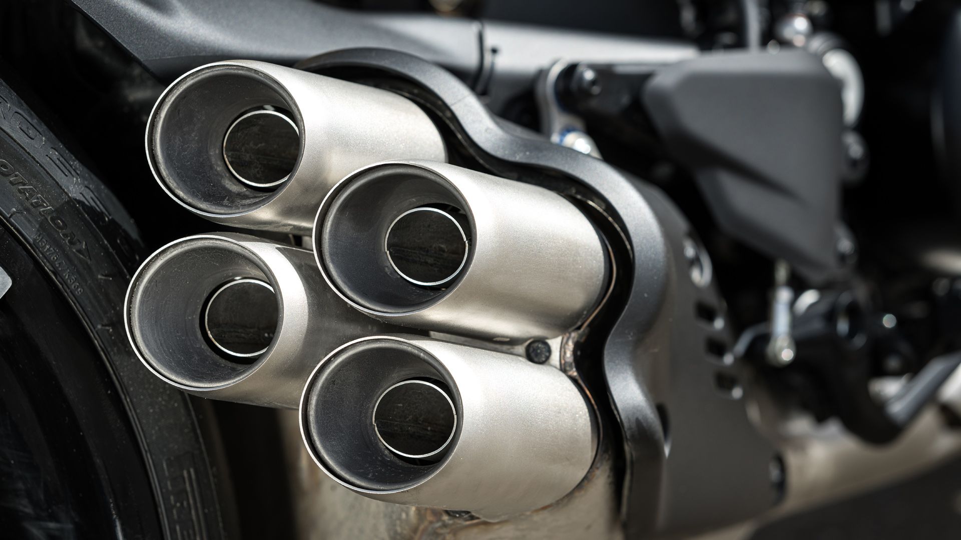 Ducati Diavel v4 2023 Detalles Web (3)