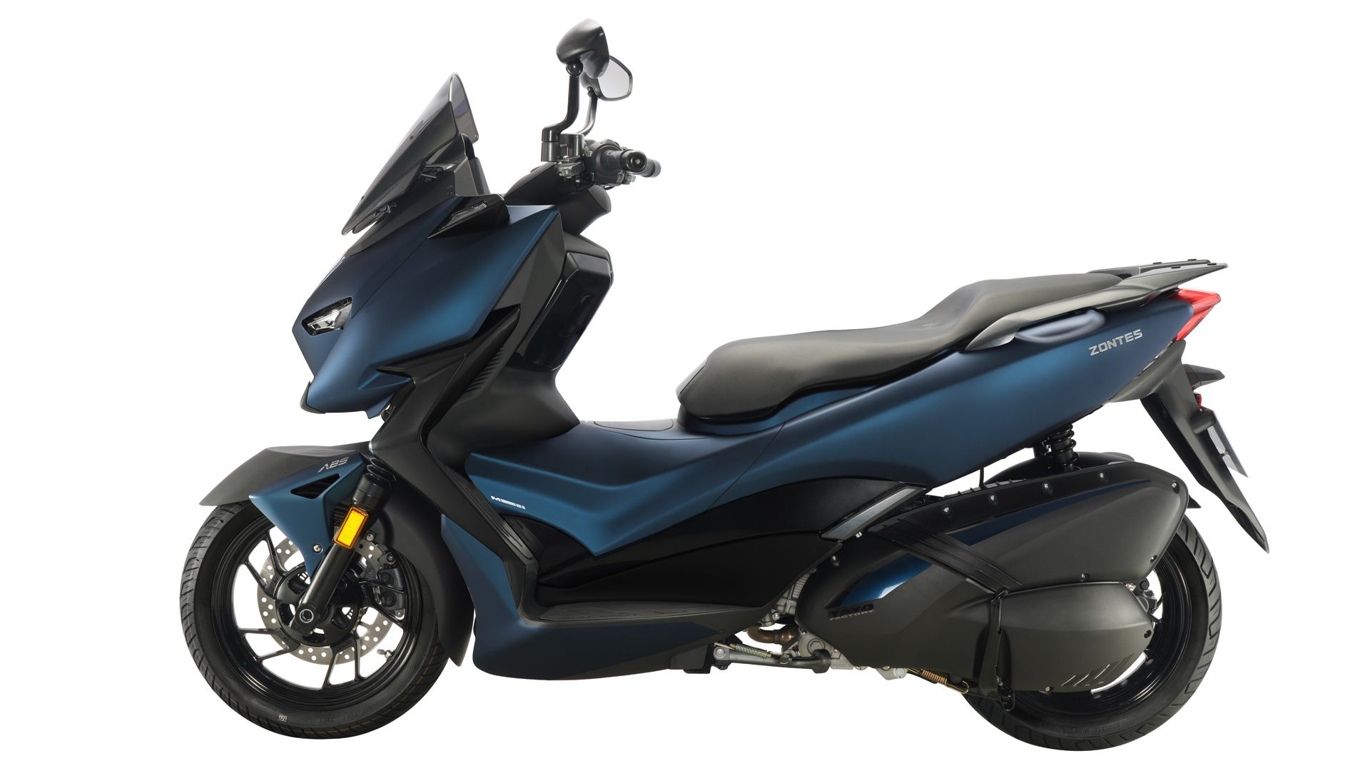 Zontes M125 02