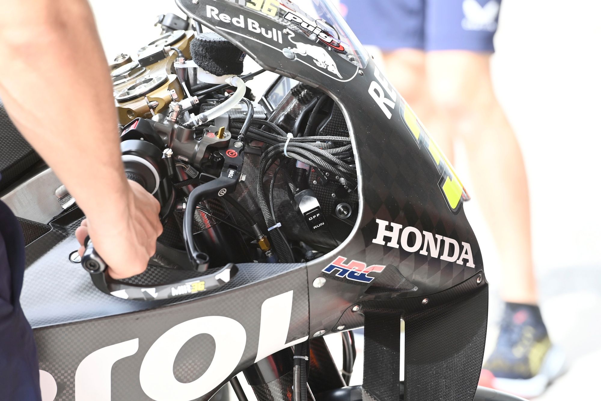 Honda RC213V MotoGP 2023 detalles test Sepang 24