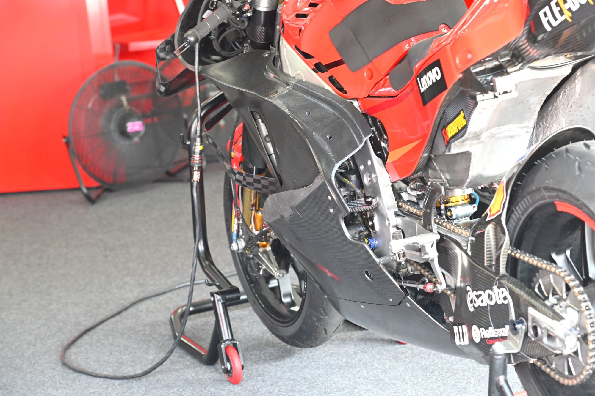 Ducati Desmosedici MotoGP 2023 detalles test Sepang 10