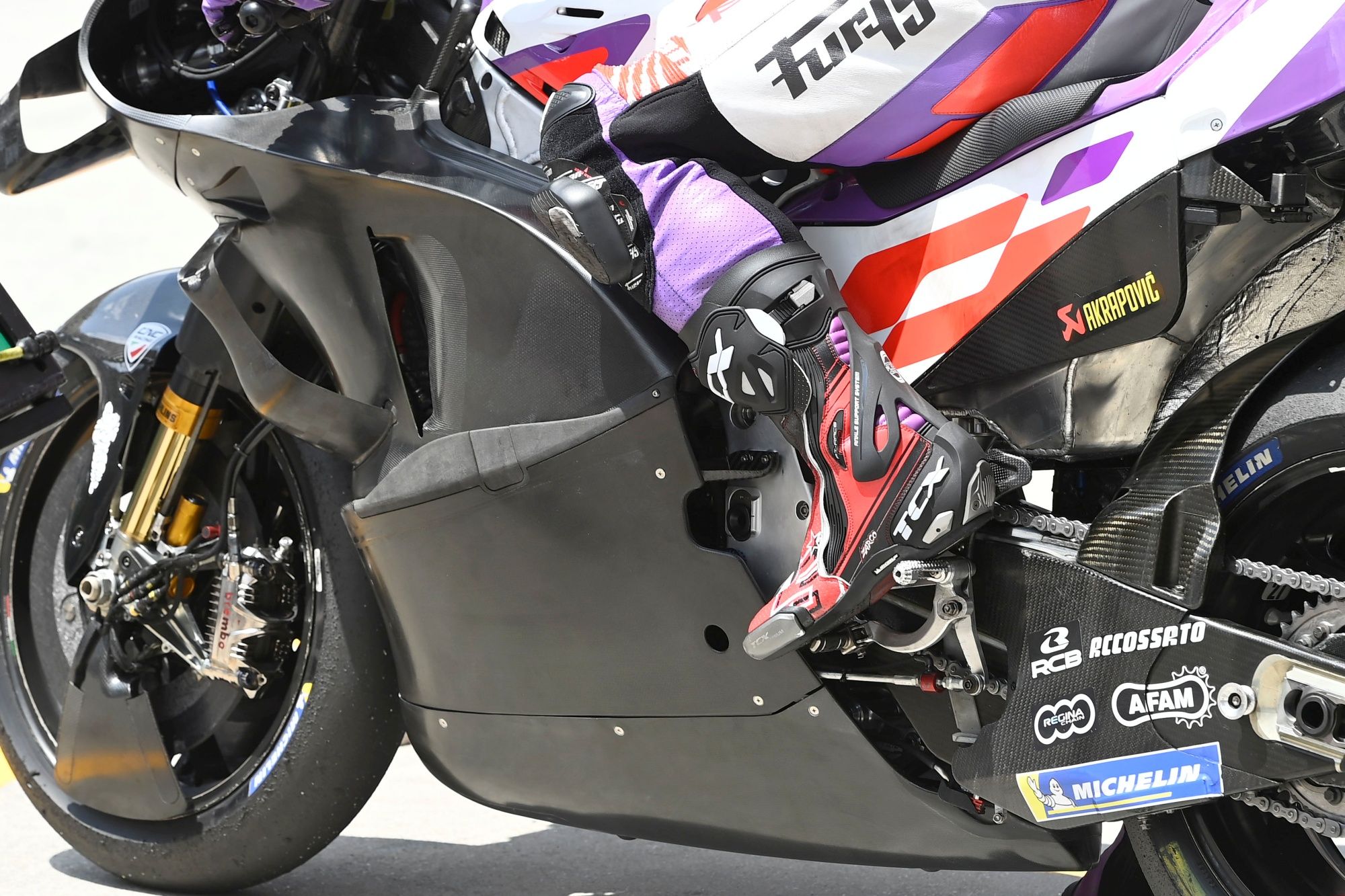 Ducati Desmosedici MotoGP 2023 detalles test Sepang 14