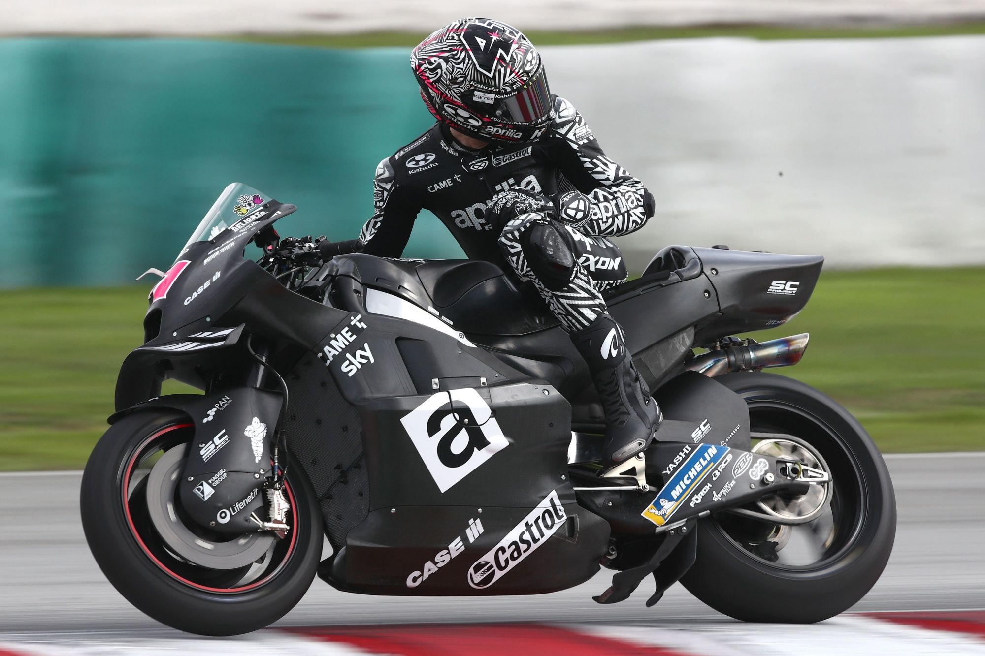 Aprilia RS GP MotoGP 2023 detalles test Sepang 01