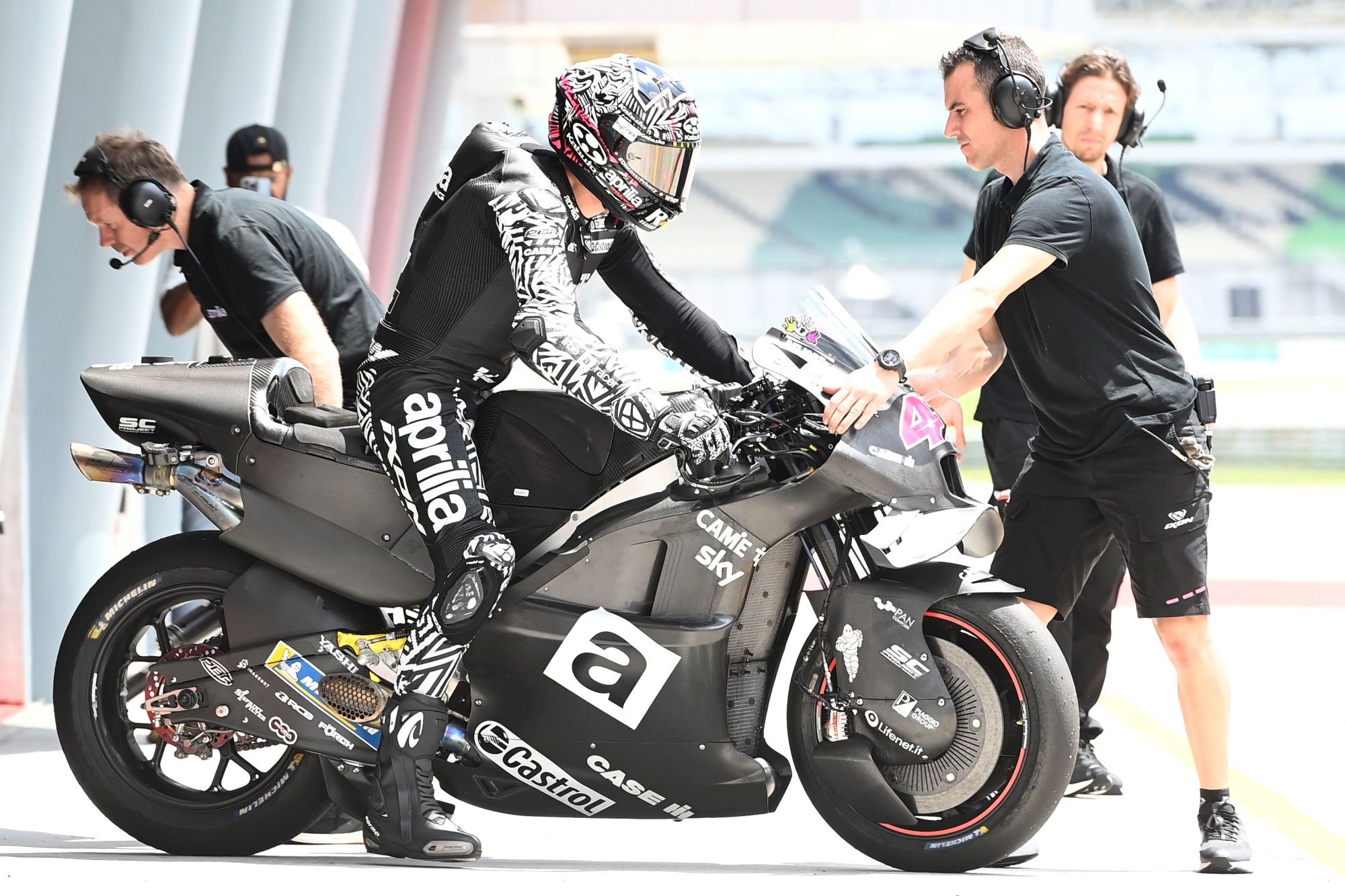 Aprilia RS GP MotoGP 2023 detalles test Sepang 02