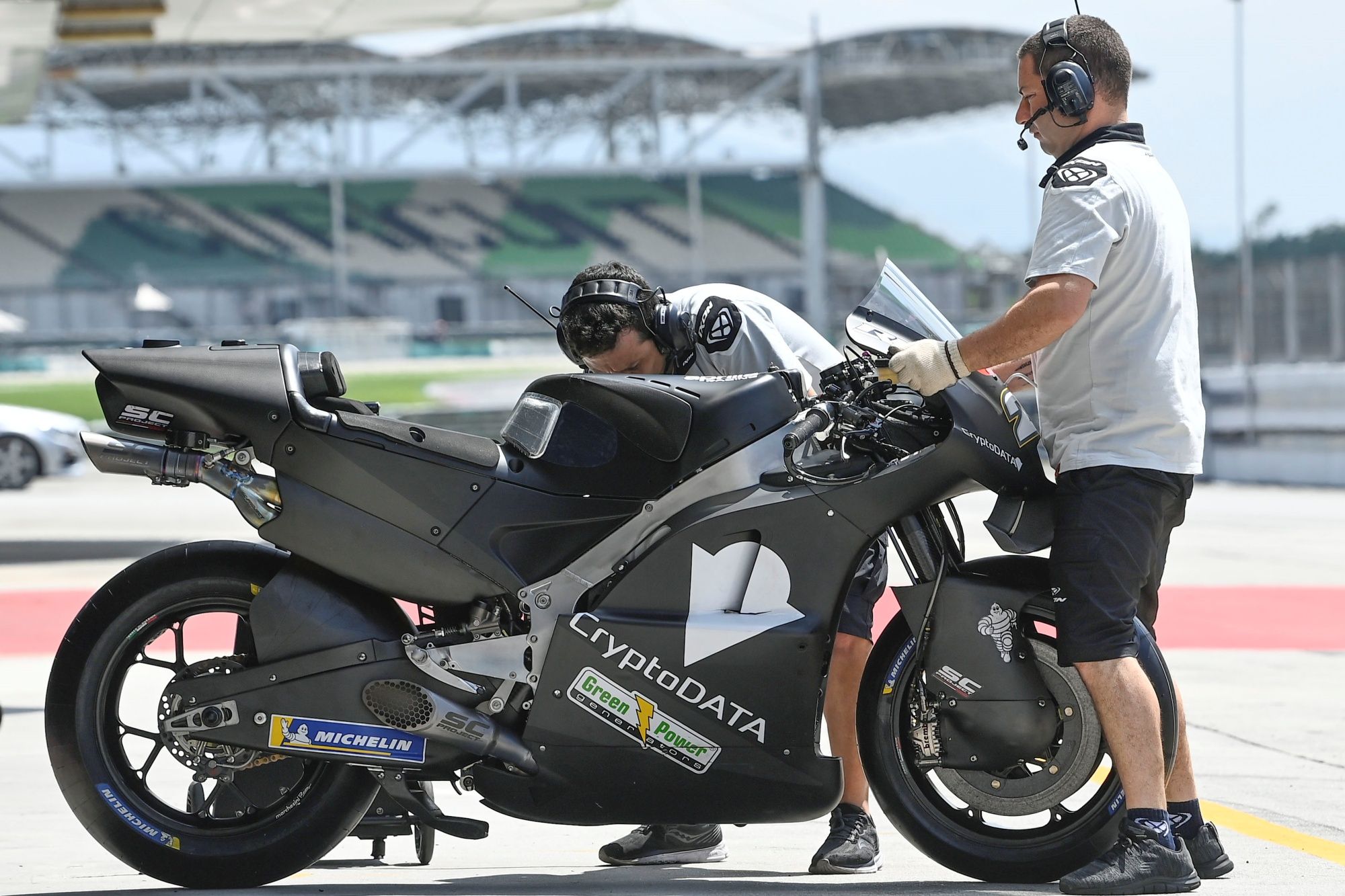 Aprilia RS GP MotoGP 2023 detalles test Sepang 05