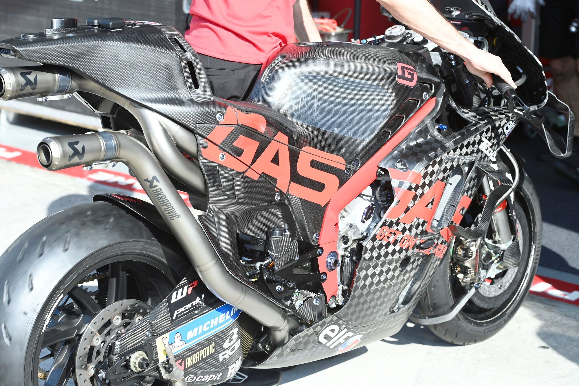 GasGas RC16 MotoGP 2023 detalles test Sepang 02