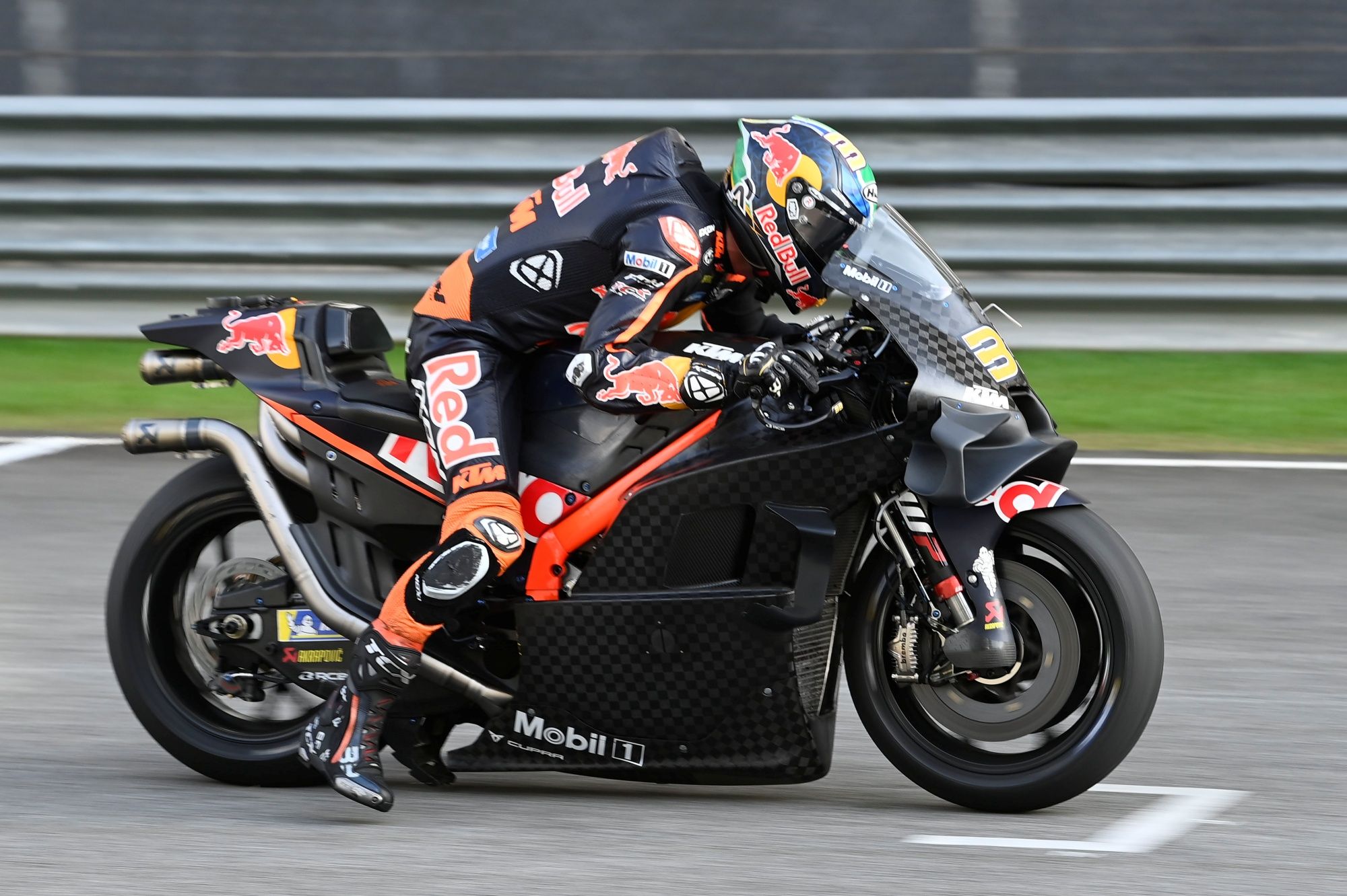 KTM RC16 MotoGP 2023 detalles test Sepang 12