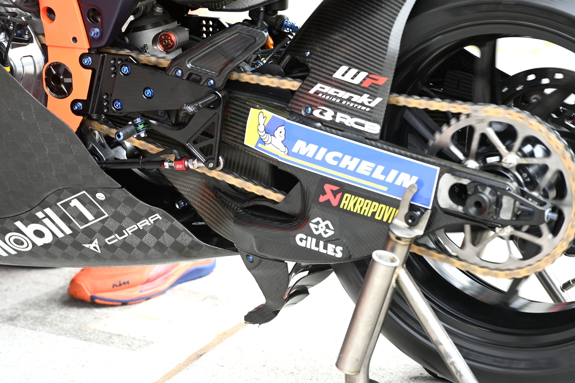 KTM RC16 MotoGP 2023 detalles test Sepang 15