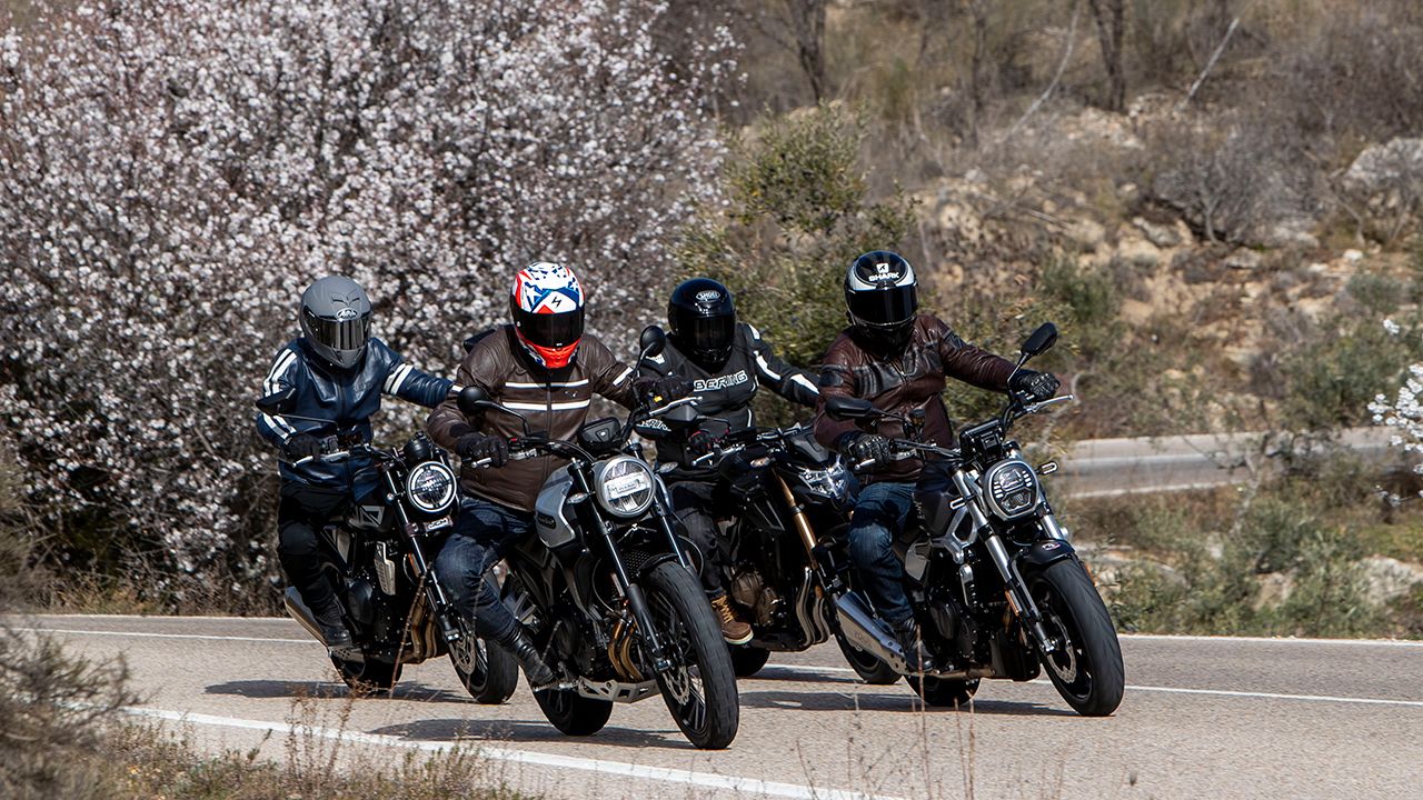 Comparativa motos naked 500 A2: Brixton, Honda, Macbor y Voge.