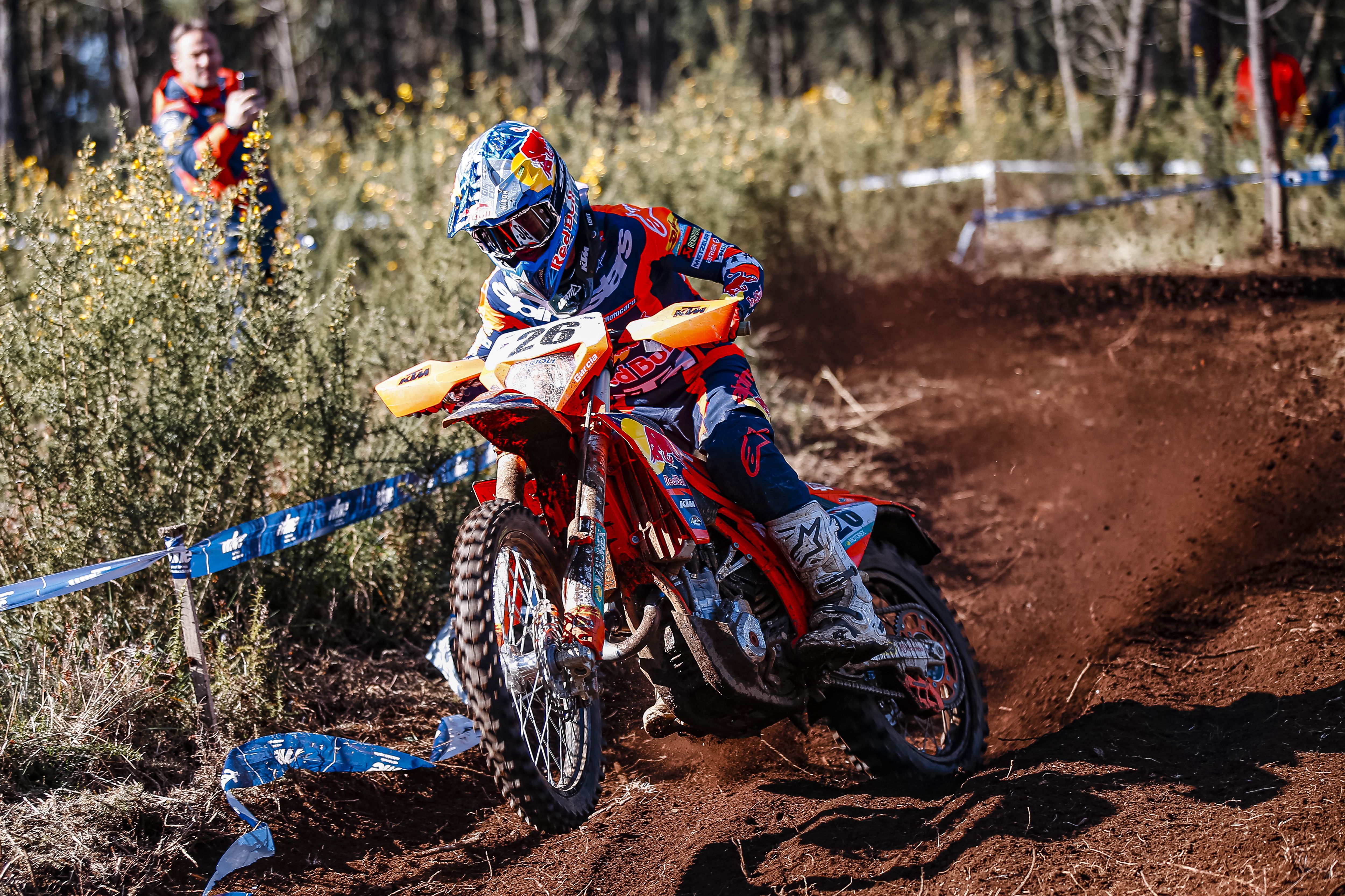 Campeonato de España de Enduro. Santiago de Compostela. Josep García arrasa en la primera de 2023