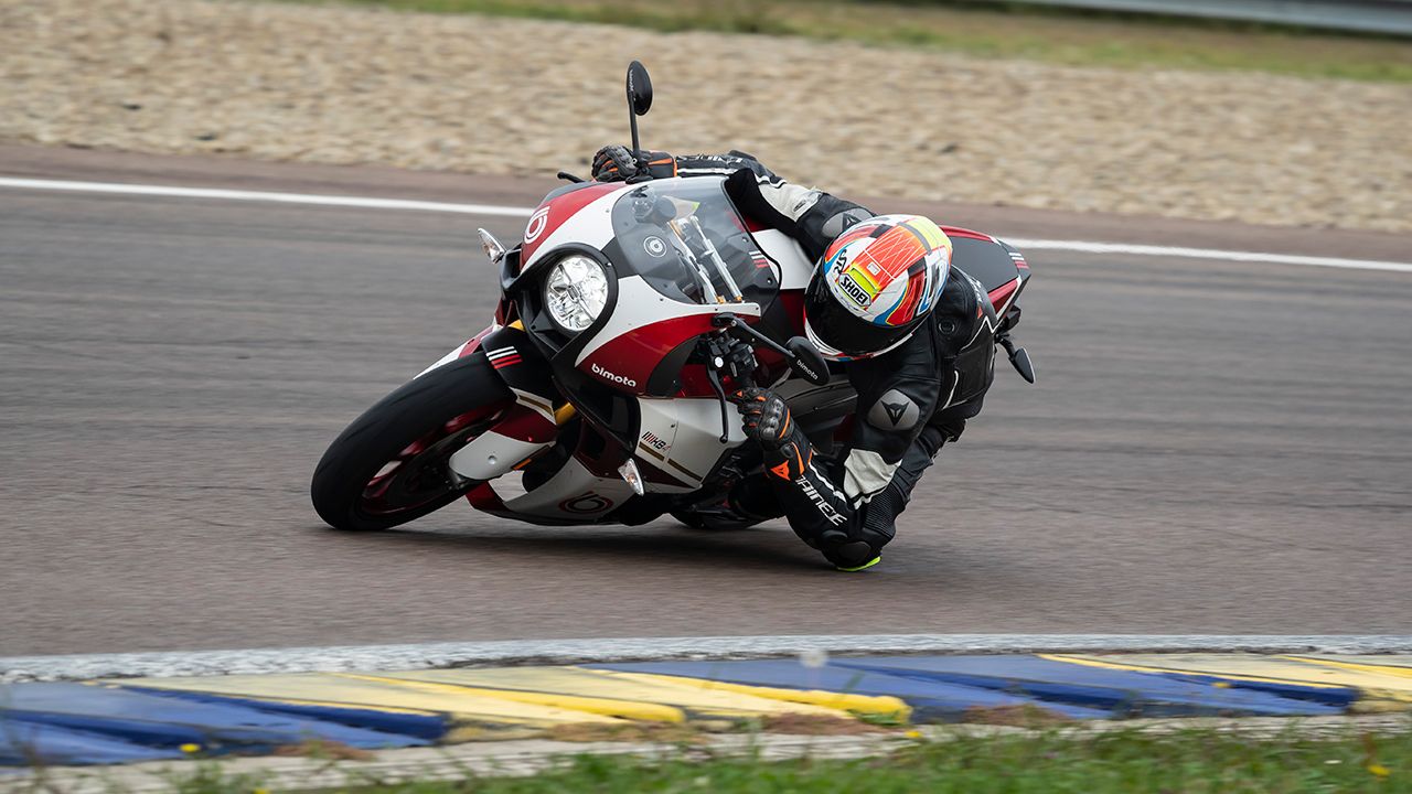 Bimota KB4.