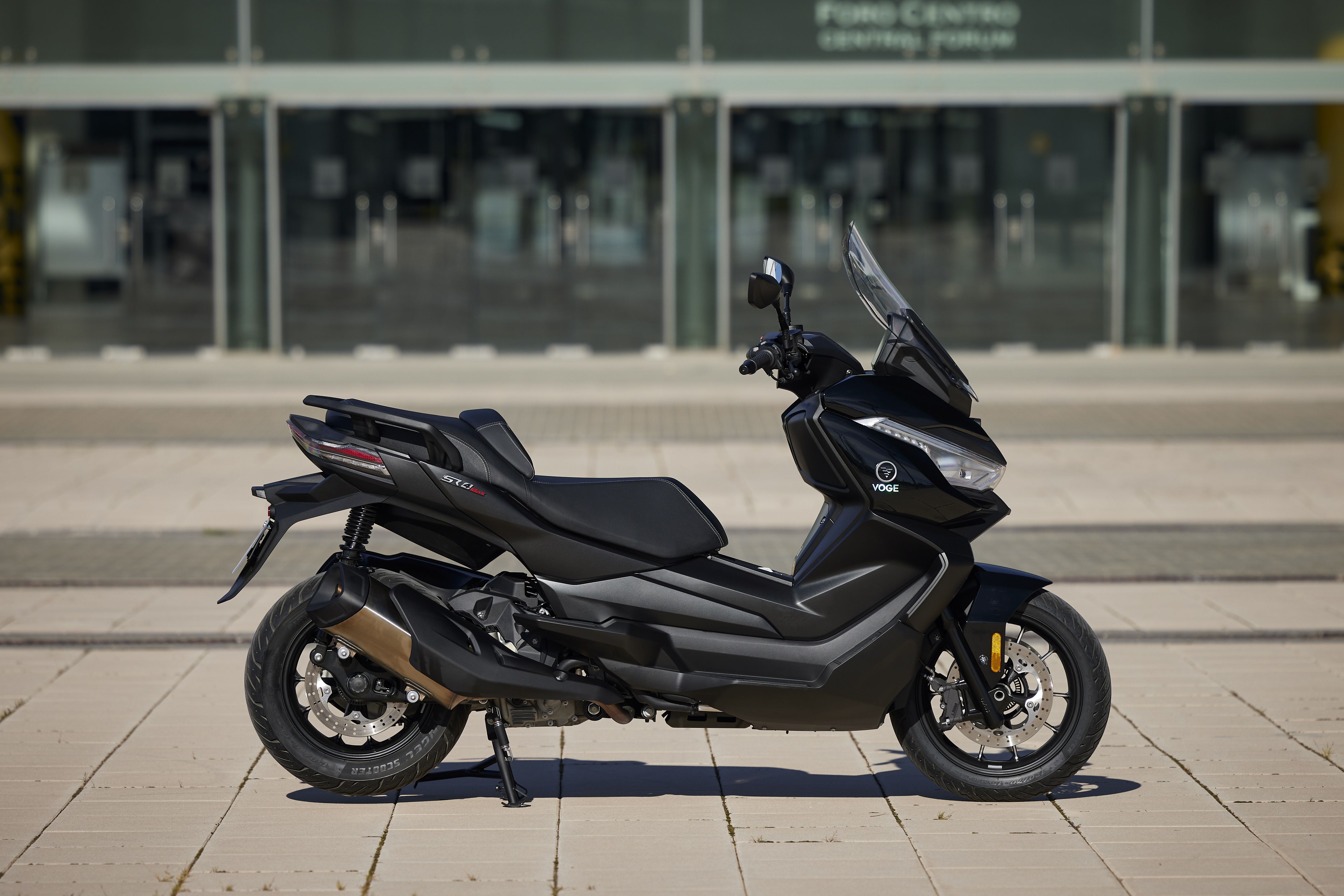 Fotos scooter Voge SR4 Max 2023