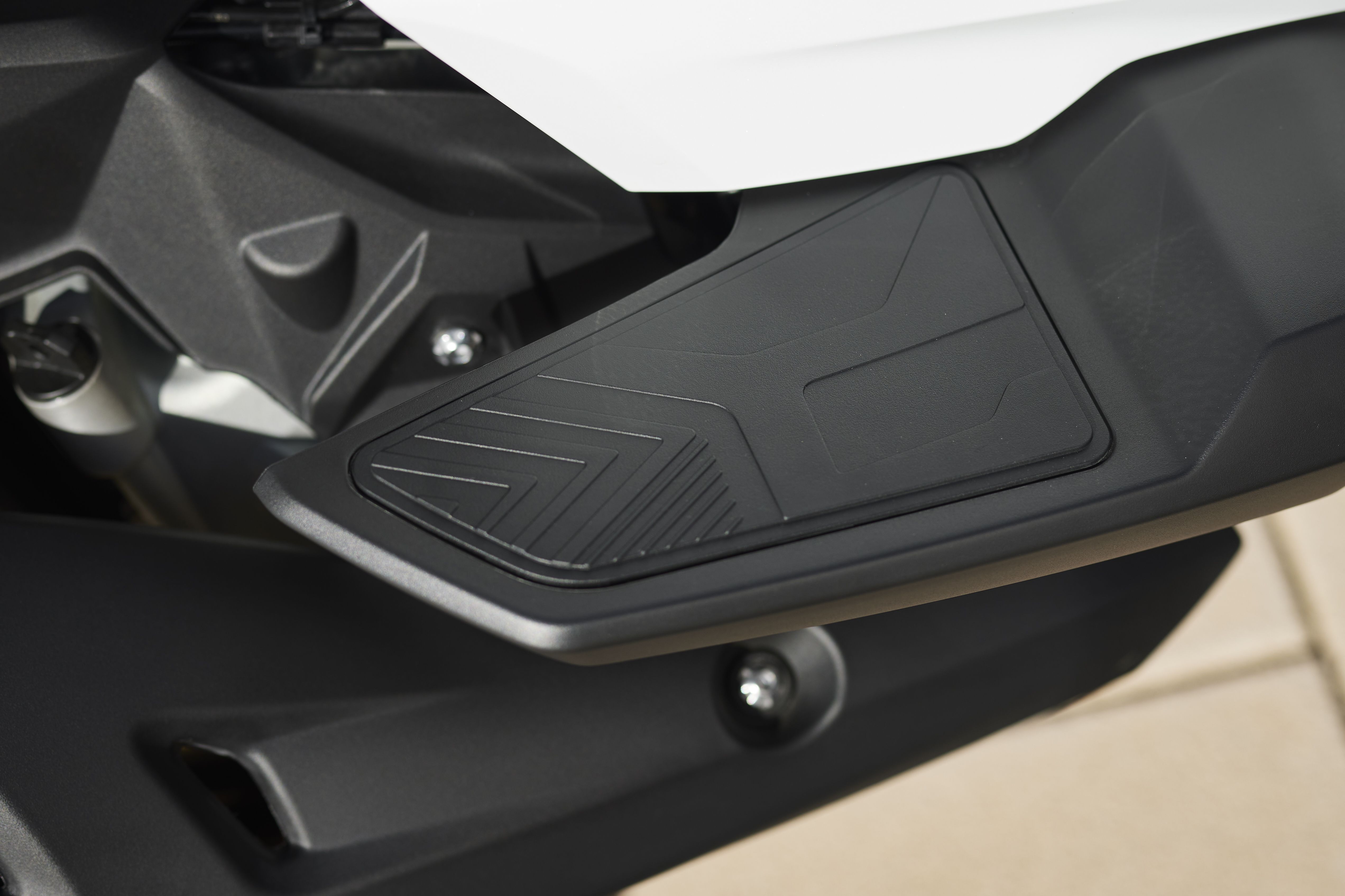 Fotos scooter Voge SR4 Max 2023