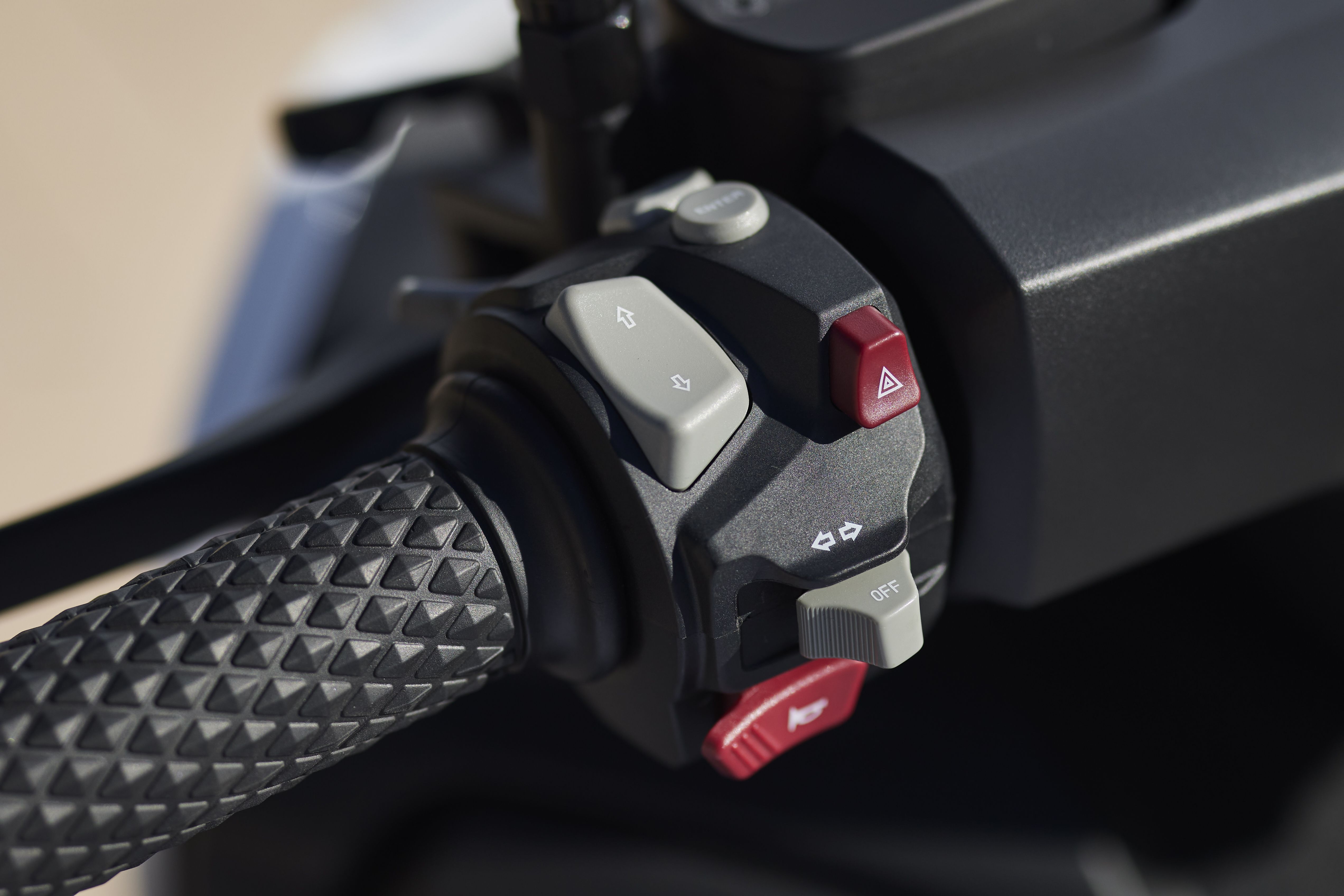 Fotos scooter Voge SR4 Max 2023