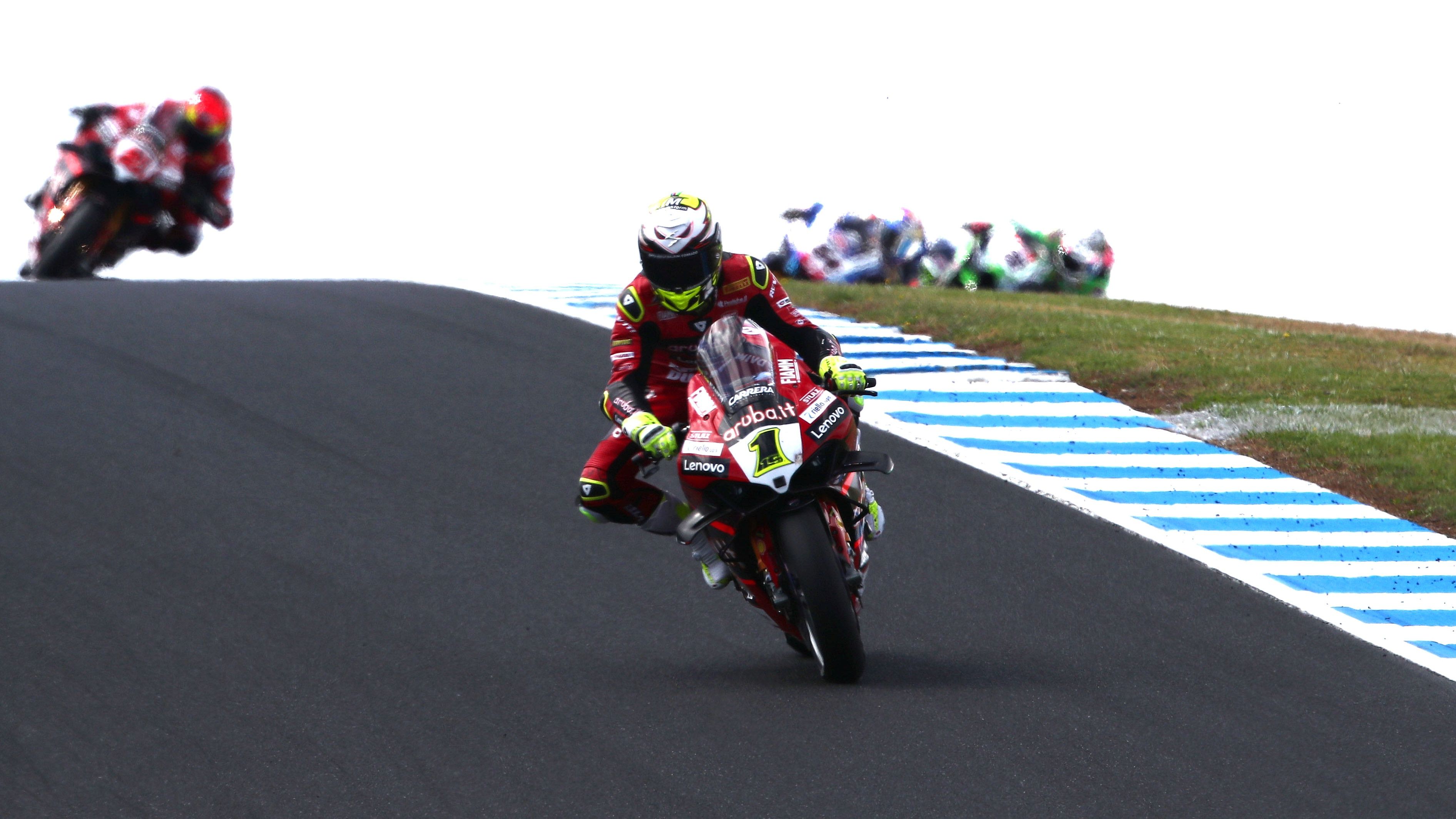Álvaro Bautista lidera la clasificación de Superbike 2023 tras las carreras de Australia en Phillip Island